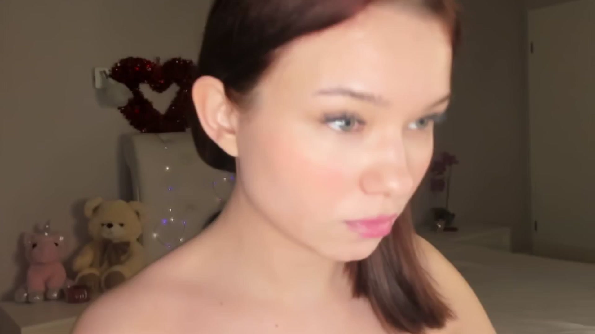 Gallery image thumbnail from Angieerosee's myfreecams stream on, 02/22/2025, 03:43 image 8 of 20