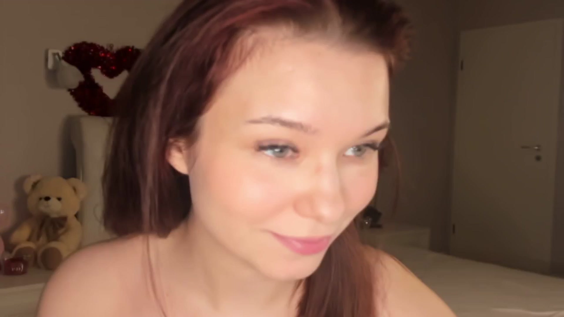 Gallery image thumbnail from Angieerosee's myfreecams stream on, 02/22/2025, 23:07 image 11 of 20