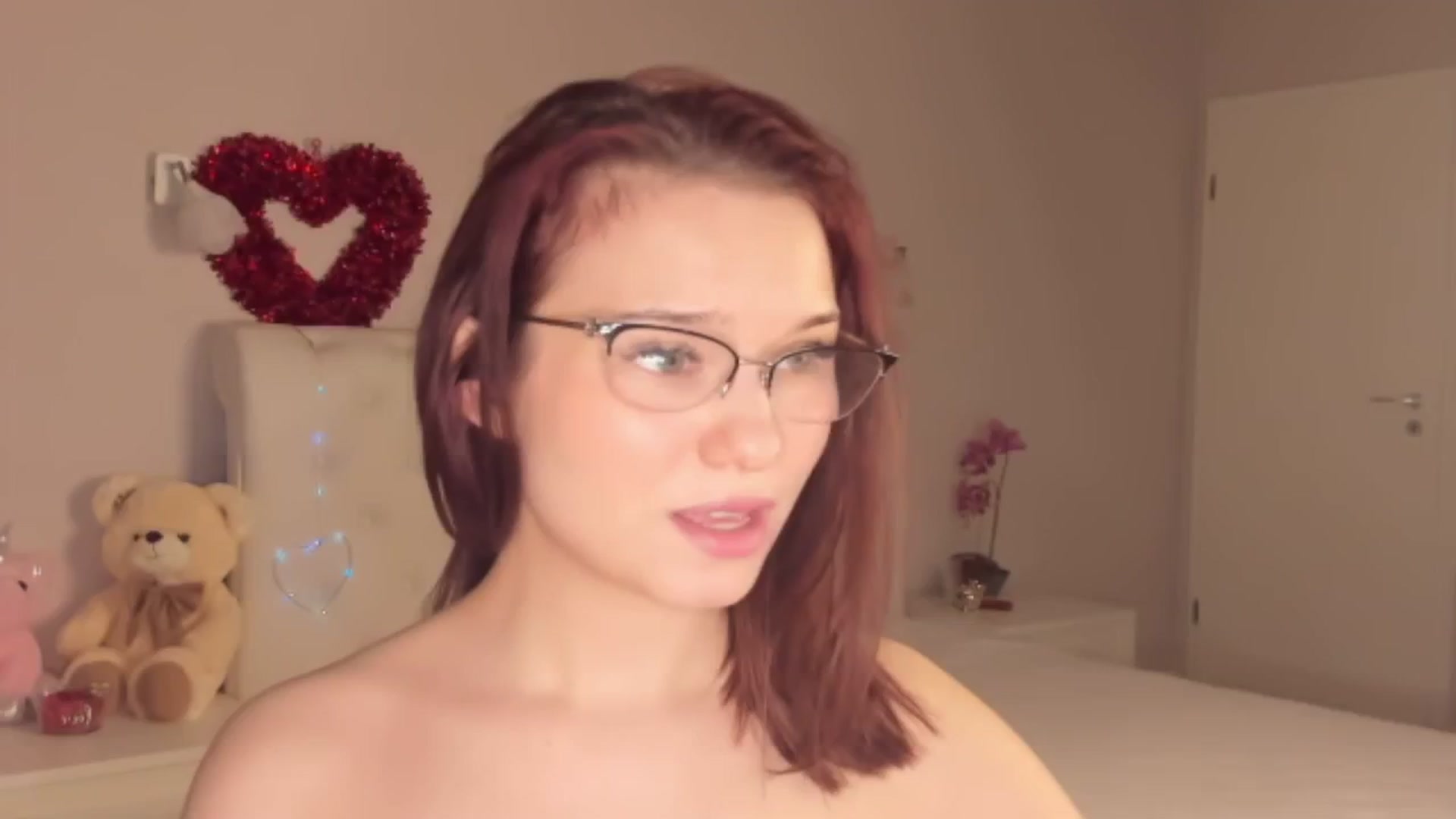 Gallery image thumbnail from Angieerosee's myfreecams stream on, 02/23/2025, 05:39 image 9 of 20