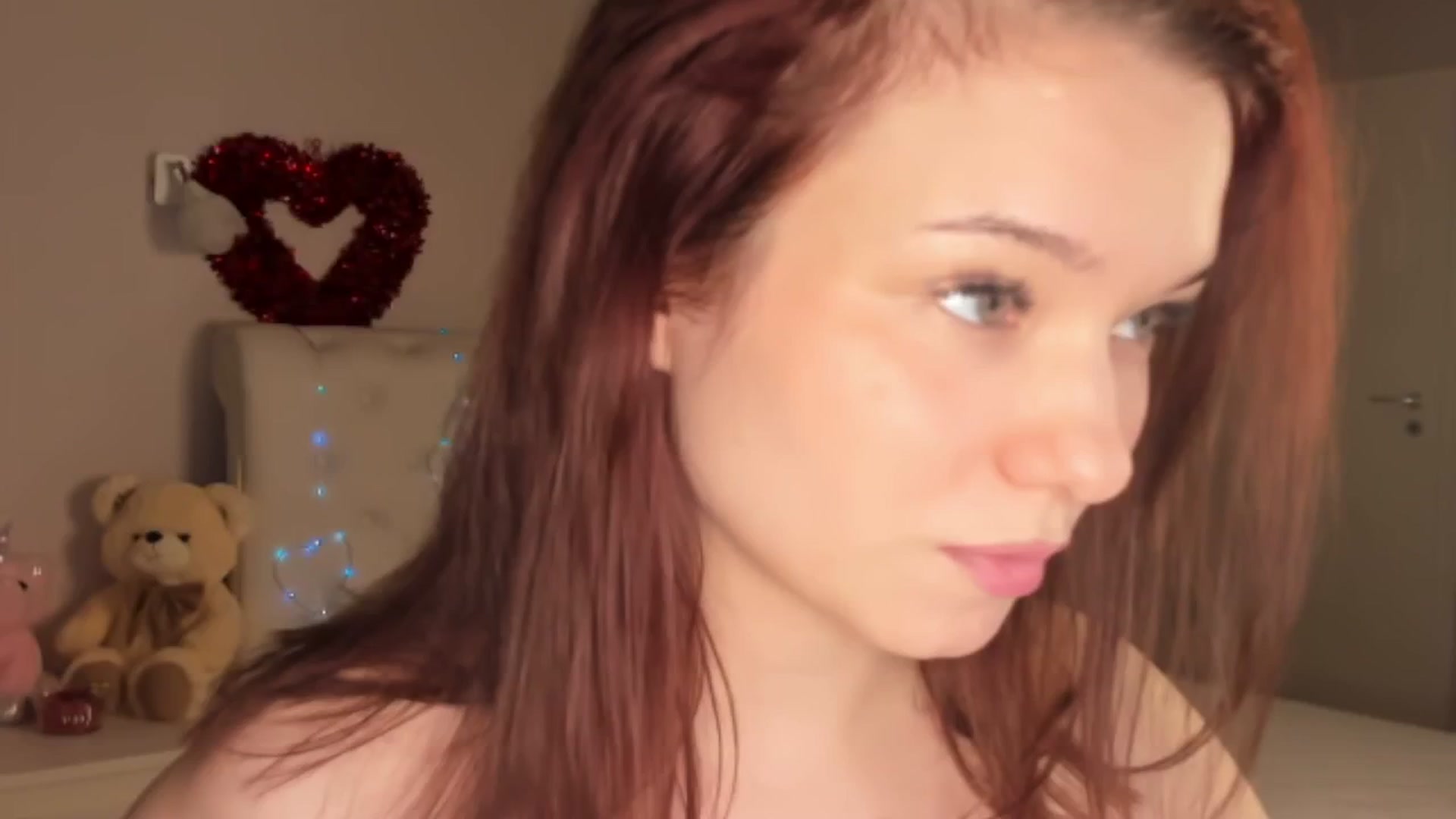 Gallery image thumbnail from Angieerosee's myfreecams stream on, 02/23/2025, 05:39 image 8 of 20