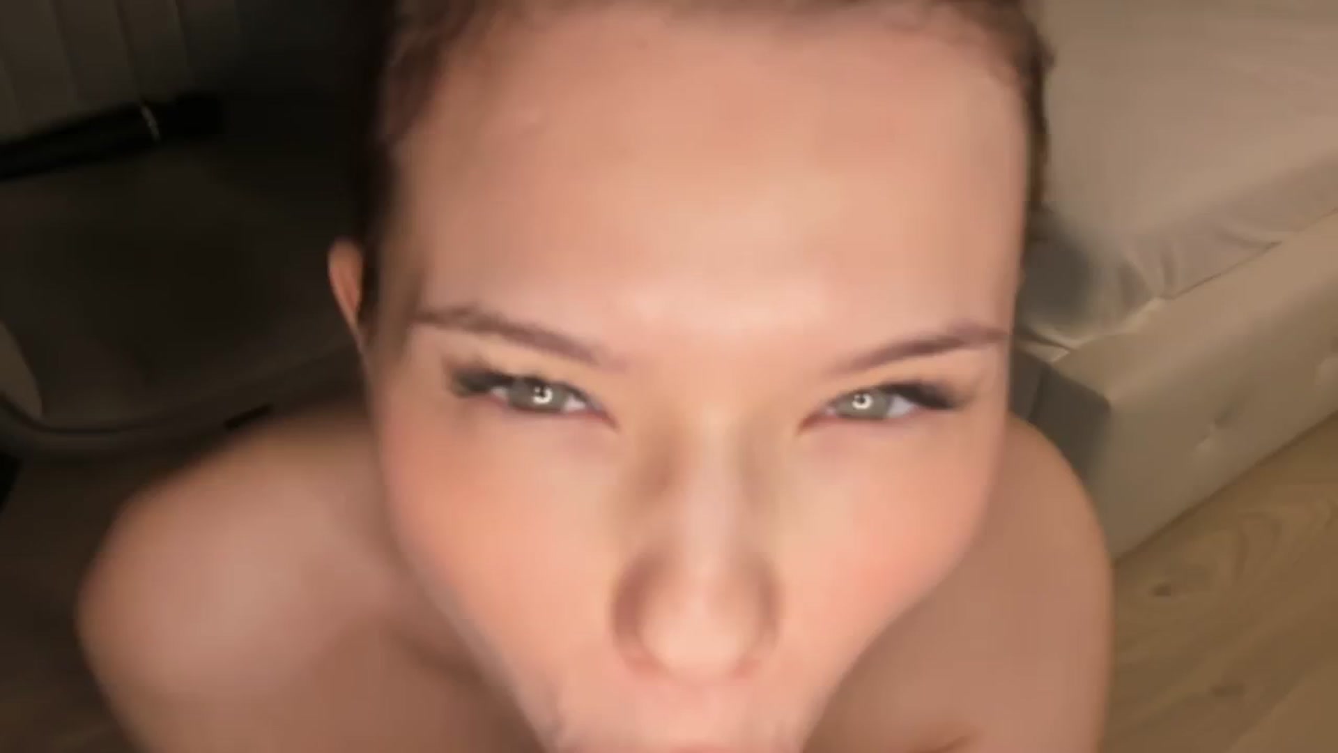 Gallery image thumbnail from Angieerosee's myfreecams stream on, 02/23/2025, 05:39 image 11 of 20