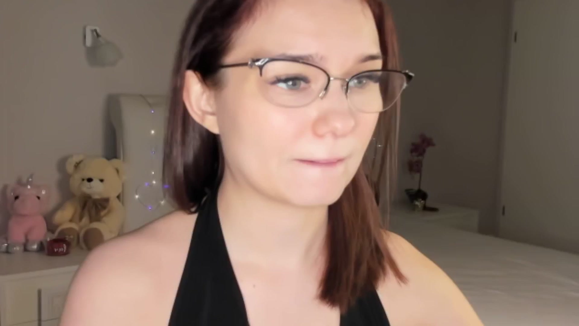 Gallery image thumbnail from Angieerosee's myfreecams stream on, 02/26/2025, 17:28 image 20 of 20