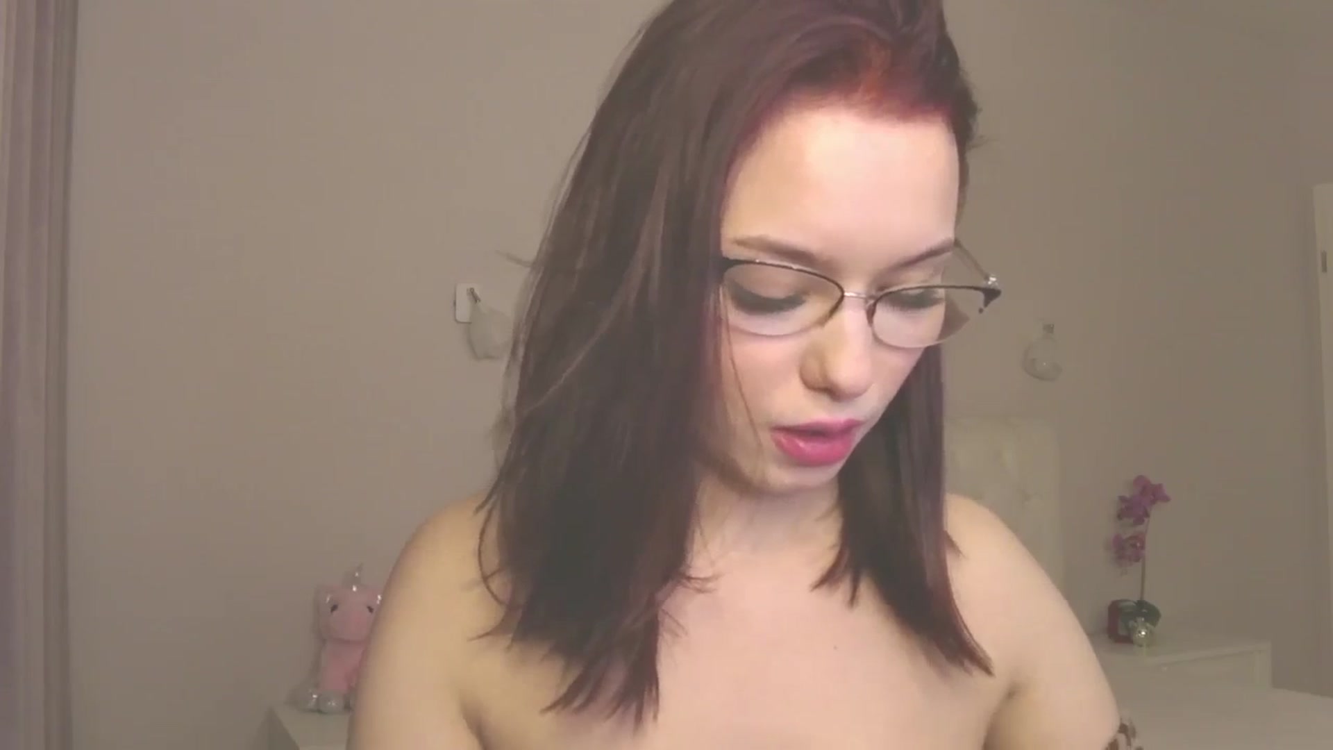 Gallery image thumbnail from Angieerosee's myfreecams stream on, 02/28/2025, 17:33 image 14 of 20