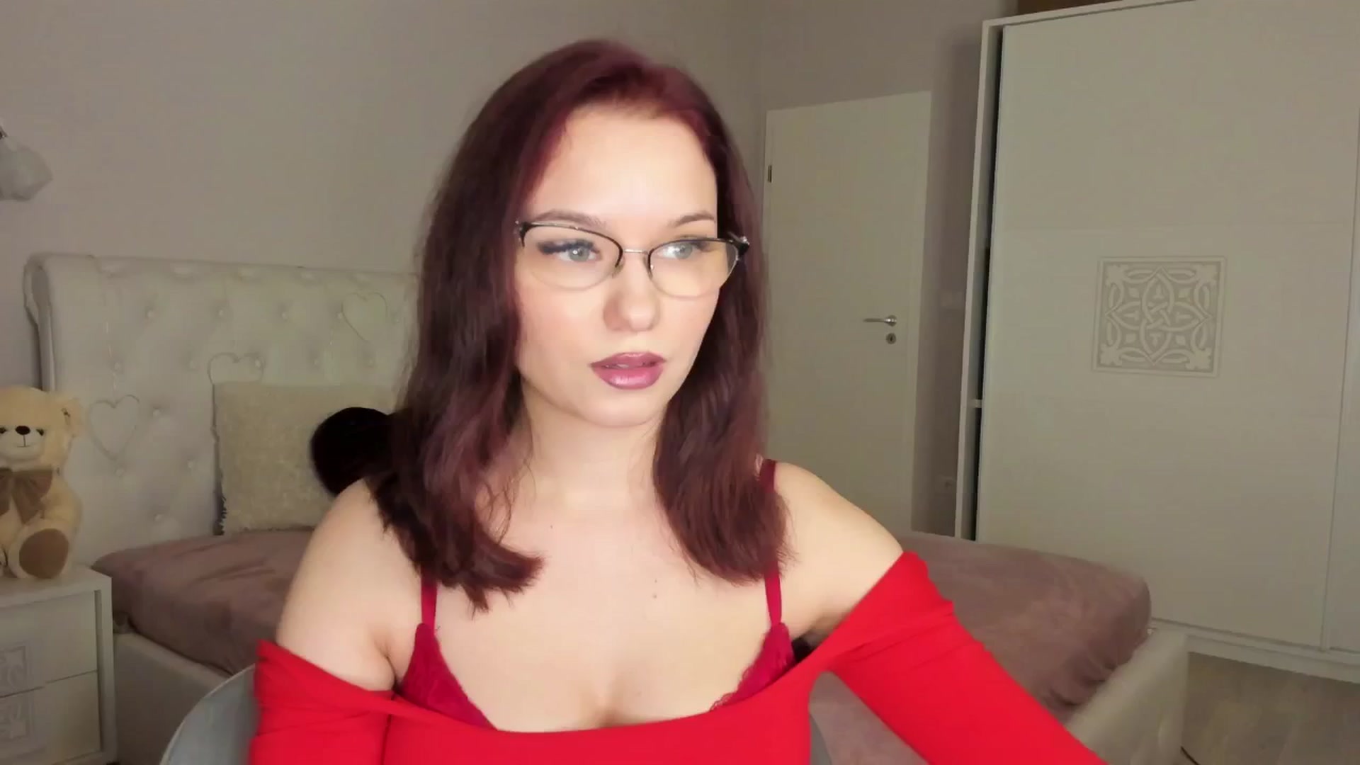 Gallery image thumbnail from Angieerosee's myfreecams stream on, 03/19/2025, 19:05 image 12 of 20