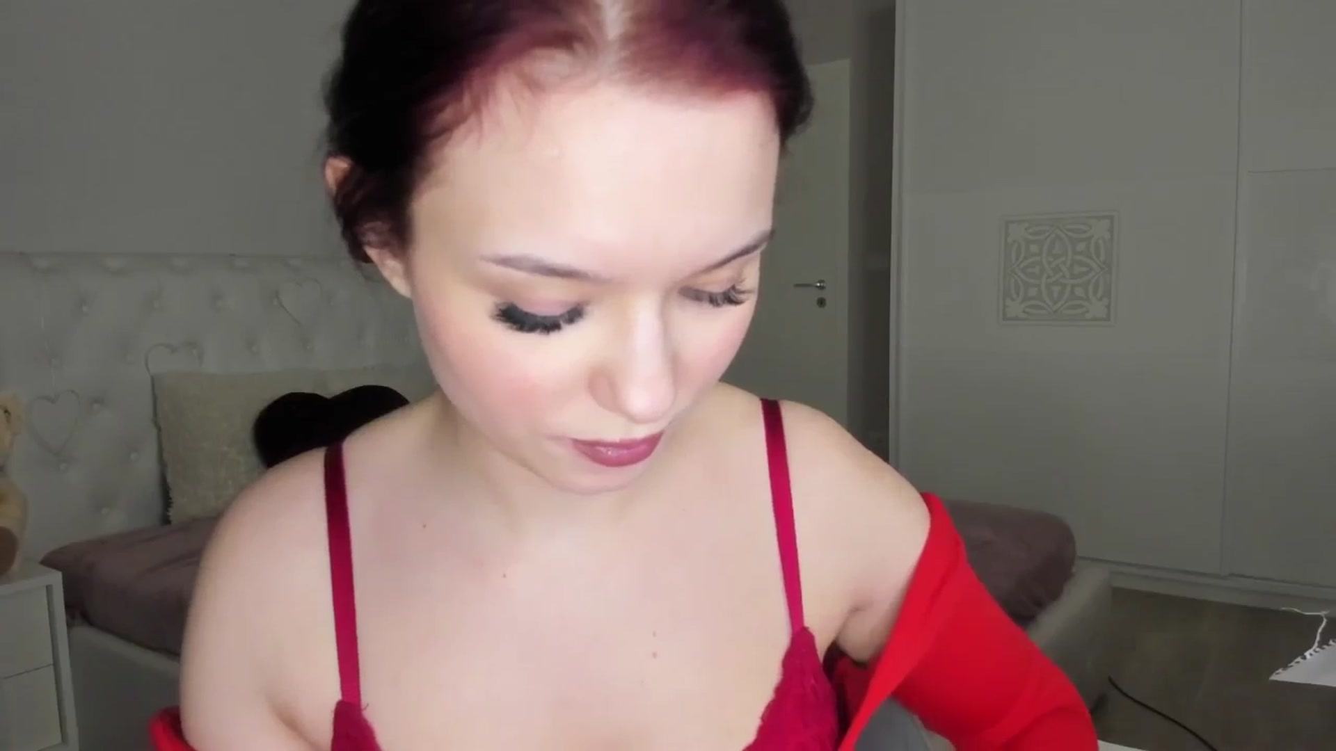 Gallery image thumbnail from Angieerosee's myfreecams stream on, 03/19/2025, 23:20 image 19 of 20