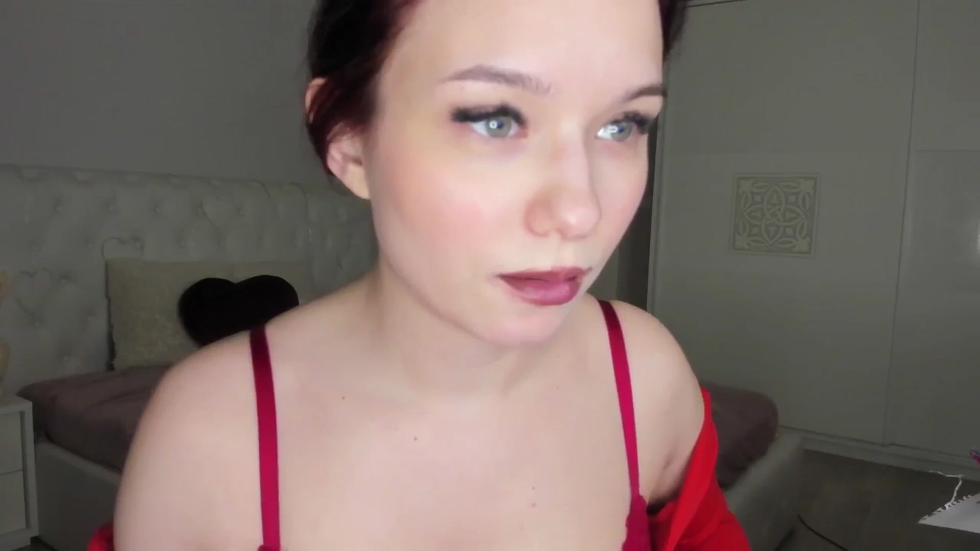 Gallery image thumbnail from Angieerosee's myfreecams stream on, 03/19/2025, 23:20 image 17 of 20