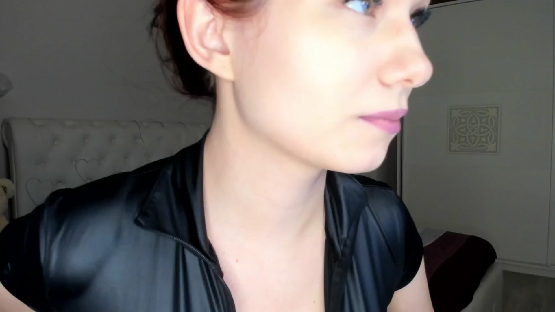 Gallery image thumbnail from Angieerosee's myfreecams stream on, 03/29/2025, 22:08 image 9 of 20