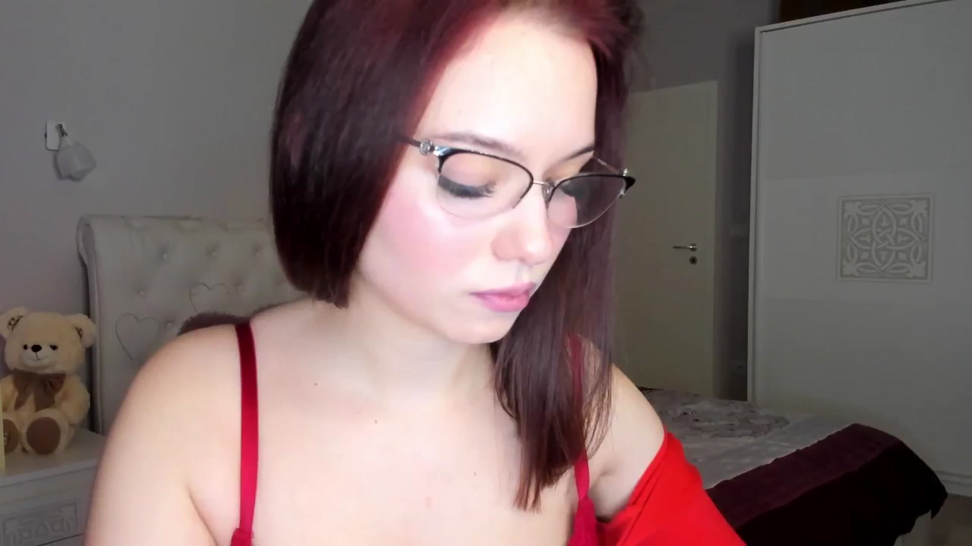 Gallery image thumbnail from Angieerosee's myfreecams stream on, 03/30/2025, 17:28 image 12 of 20