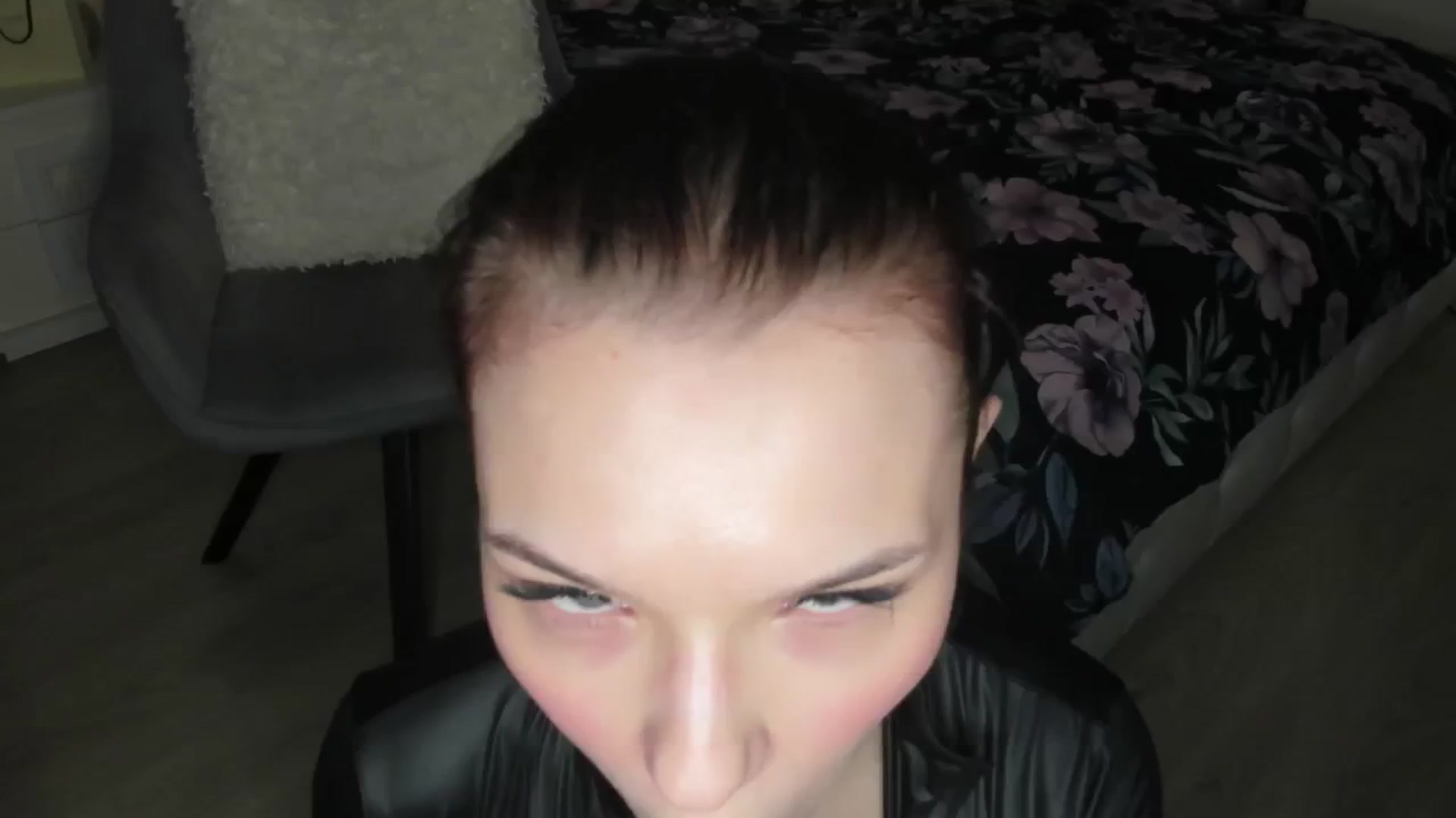 Gallery image thumbnail from Angieerosee's myfreecams stream on, 04/11/2025, 22:32 image 14 of 20