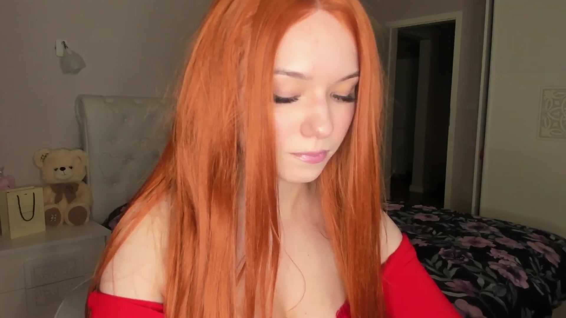 Gallery image thumbnail from Angieerosee's myfreecams stream on, 04/25/2025, 20:46 image 9 of 20