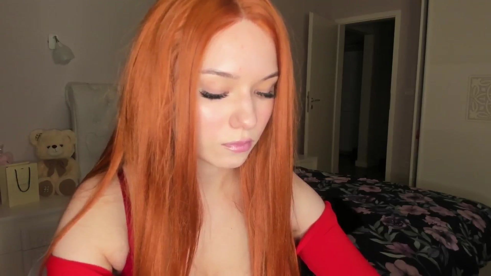 Gallery image thumbnail from Angieerosee's myfreecams stream on, 04/25/2025, 20:46 image 10 of 20