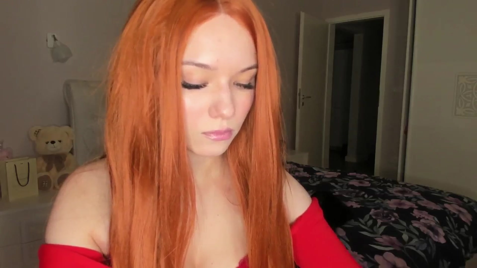 Gallery image thumbnail from Angieerosee's myfreecams stream on, 04/25/2025, 20:46 image 8 of 20