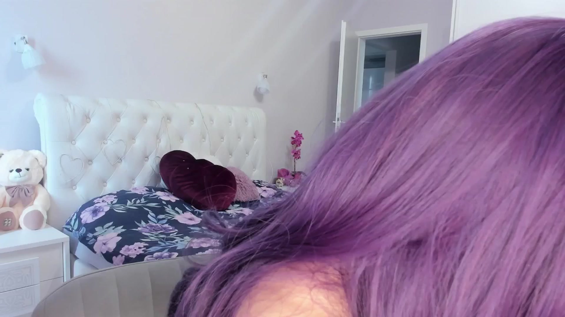 Gallery image thumbnail from Angieerosee's myfreecams stream on, 04/26/2025, 17:01 image 5 of 20