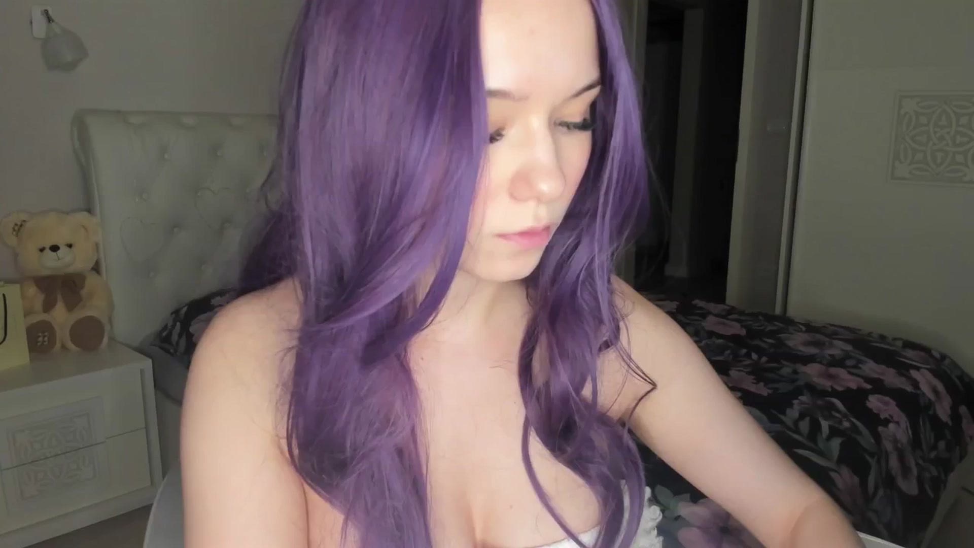 Gallery image thumbnail from Angieerosee's myfreecams stream on, 04/26/2025, 22:05 image 1 of 20