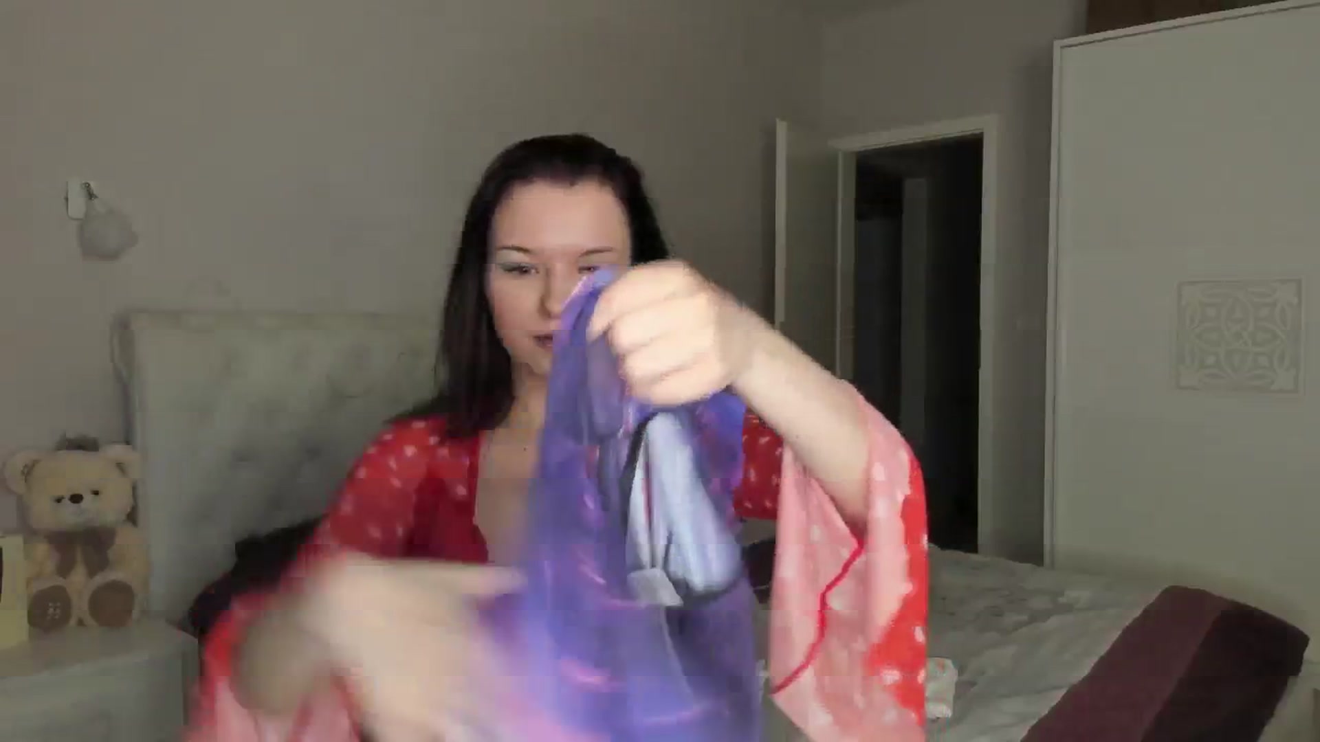 Gallery image thumbnail from Angieerosee's myfreecams stream on, 05/04/2025, 21:29 image 7 of 20