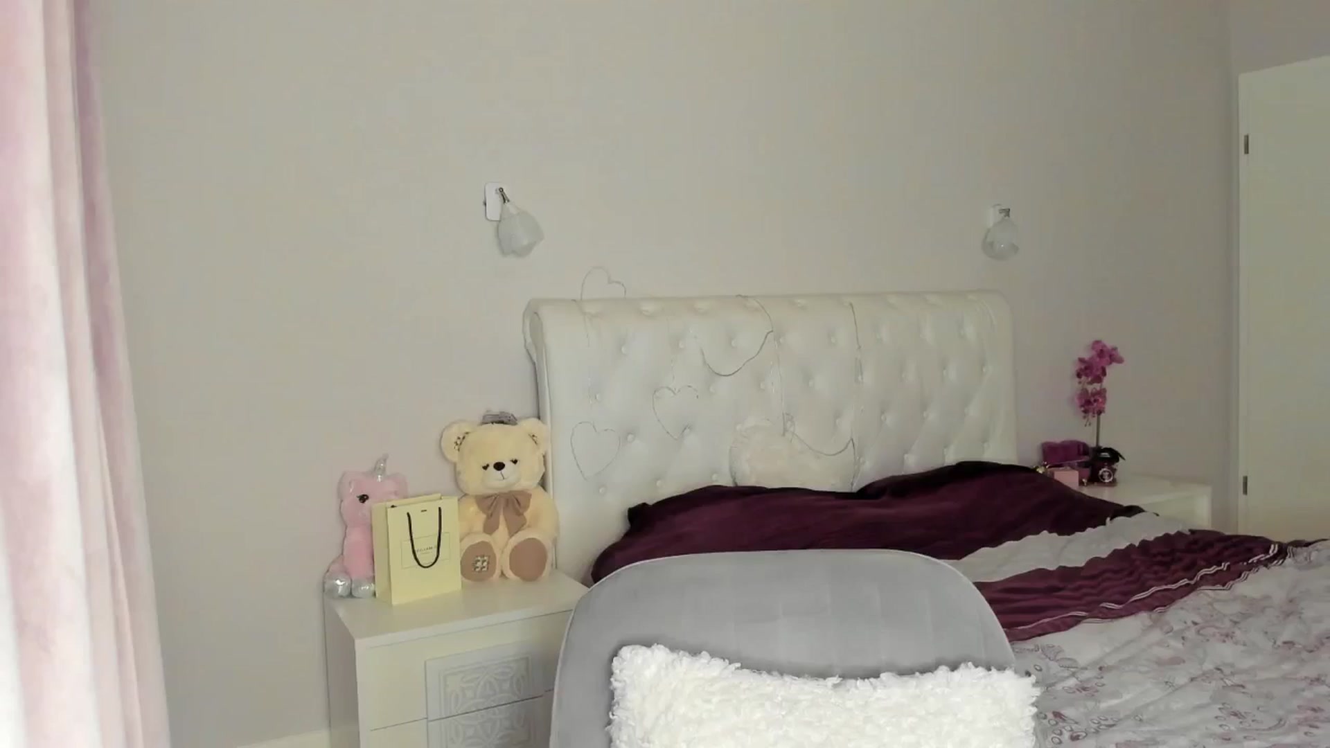 Gallery image thumbnail from Angieerosee's myfreecams stream on, 05/04/2025, 22:47 image 2 of 20