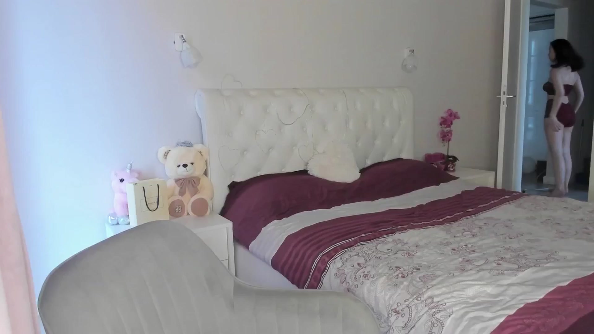 Gallery image thumbnail from Angieerosee's myfreecams stream on, 05/05/2025, 16:38 image 18 of 20