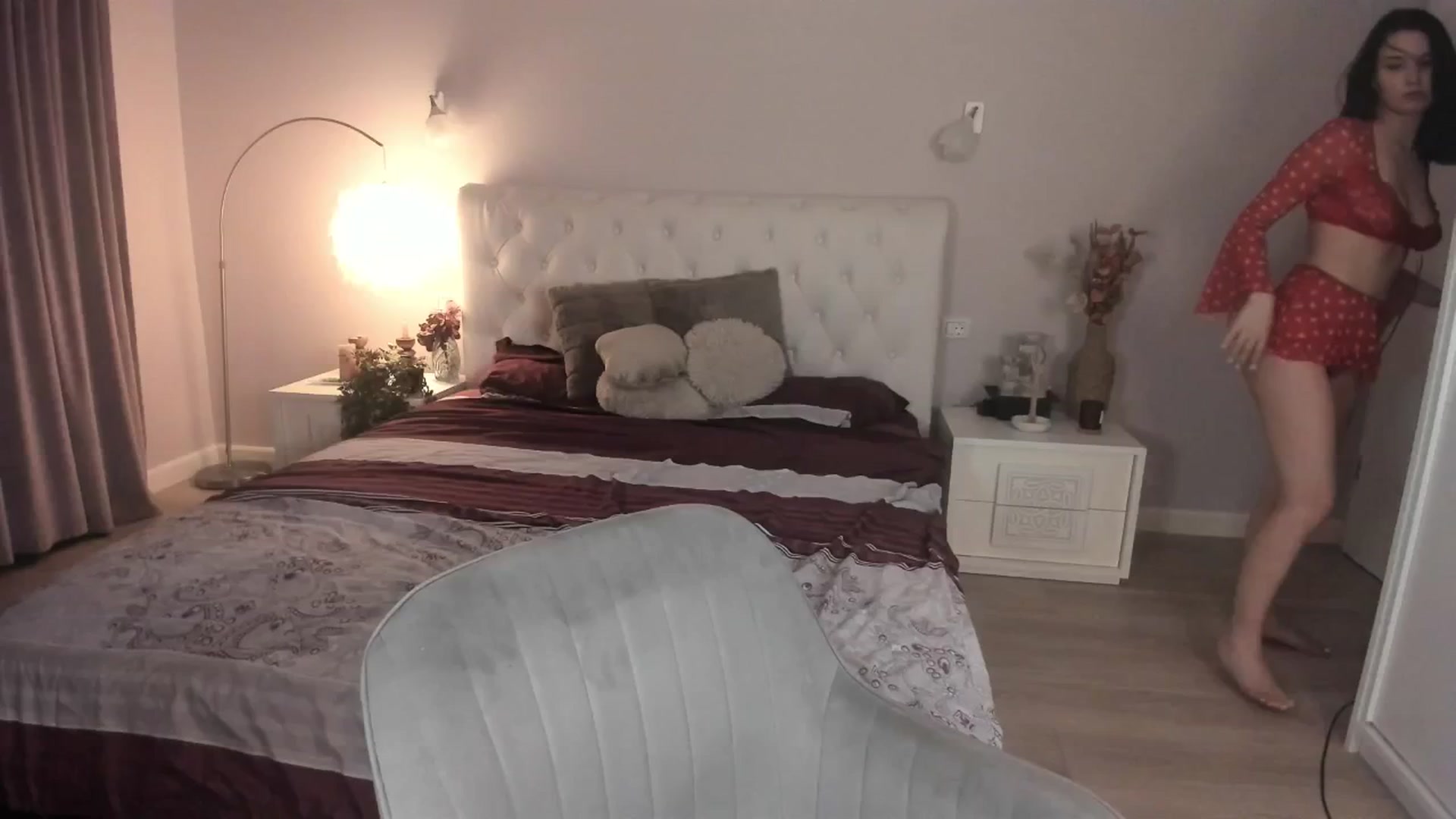 Gallery image thumbnail from Angieerosee's myfreecams stream on, 06/29/2025, 22:29 image 12 of 20