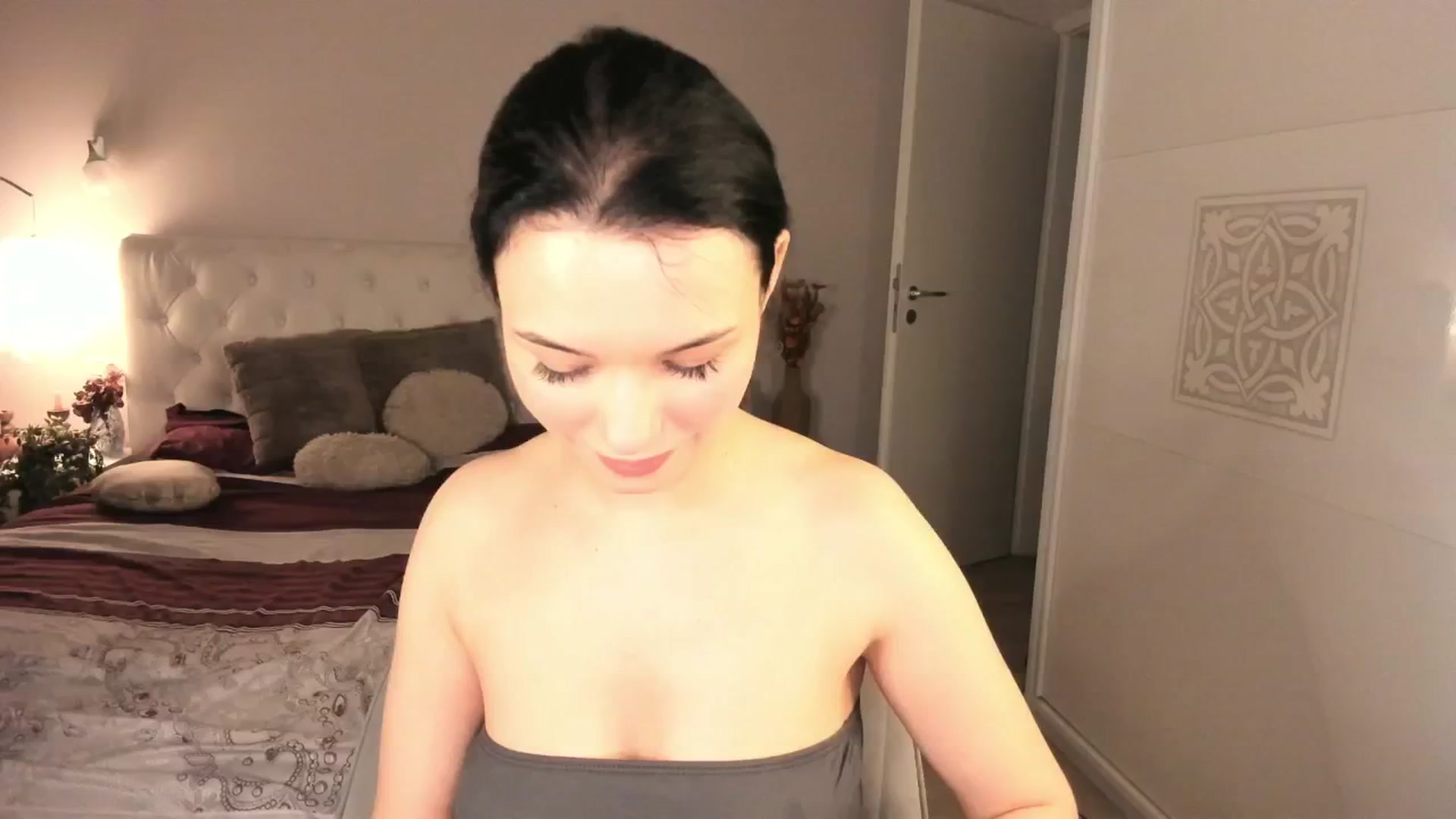 Gallery image thumbnail from Angieerosee's myfreecams stream on, 07/01/2025, 19:54 image 17 of 20
