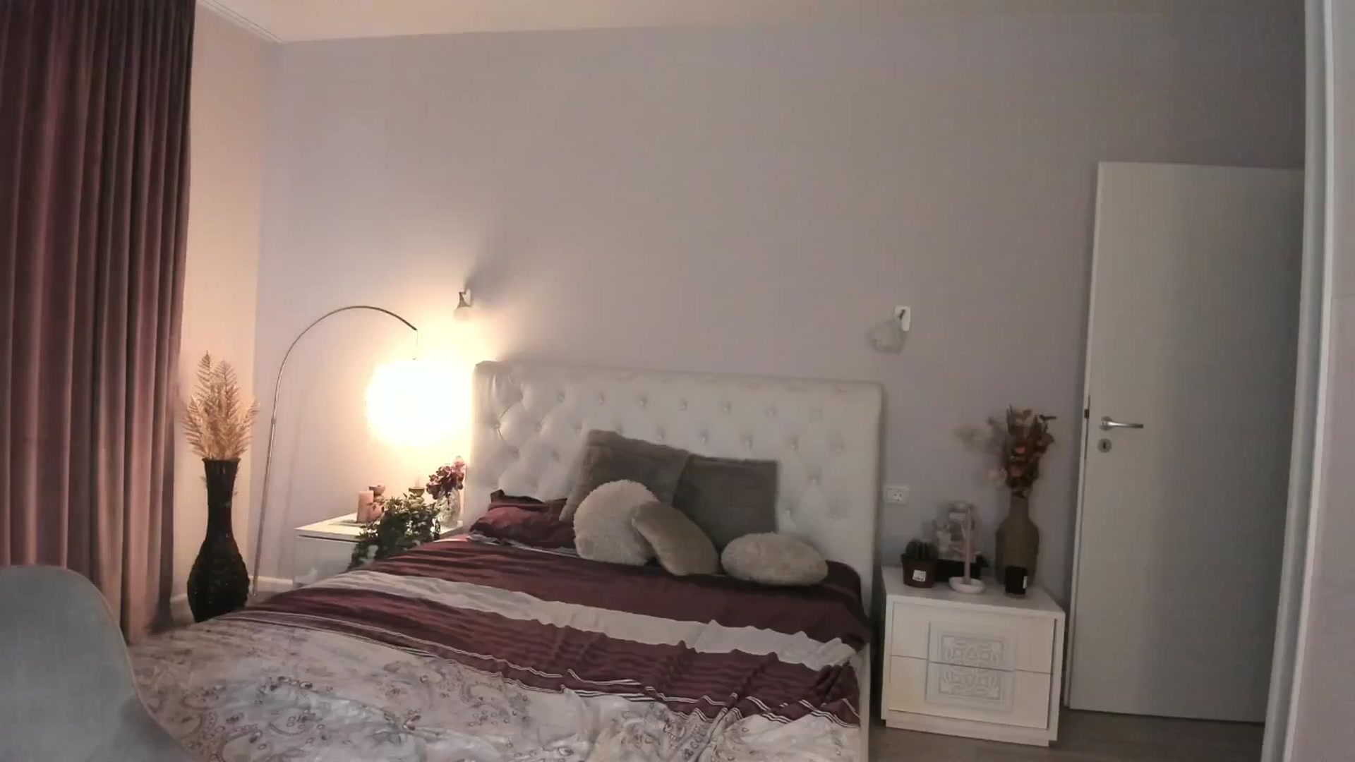 Gallery image thumbnail from Angieerosee's myfreecams stream on, 07/07/2025, 17:16 image 8 of 20