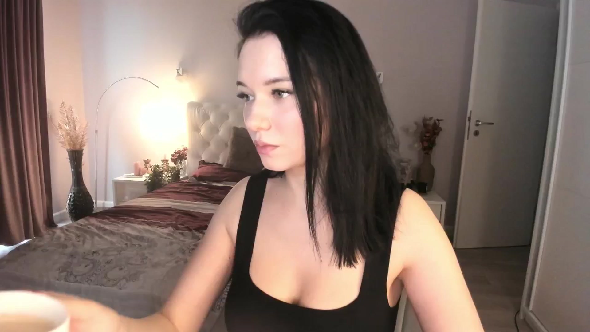 Gallery image thumbnail from Angieerosee's myfreecams stream on, 07/16/2025, 14:44 image 4 of 20