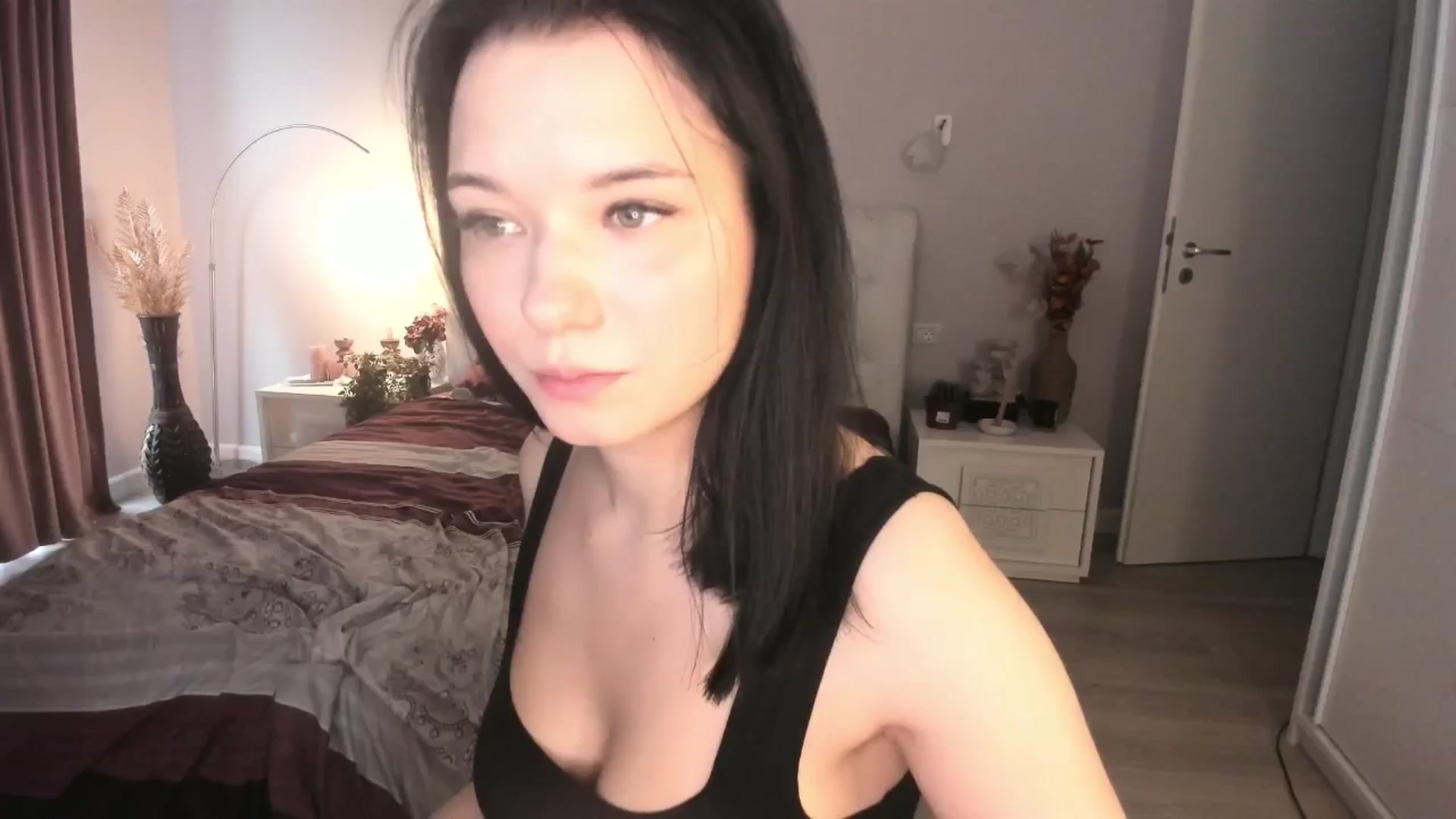 Gallery image thumbnail from Angieerosee's myfreecams stream on, 07/16/2025, 16:01 image 17 of 20