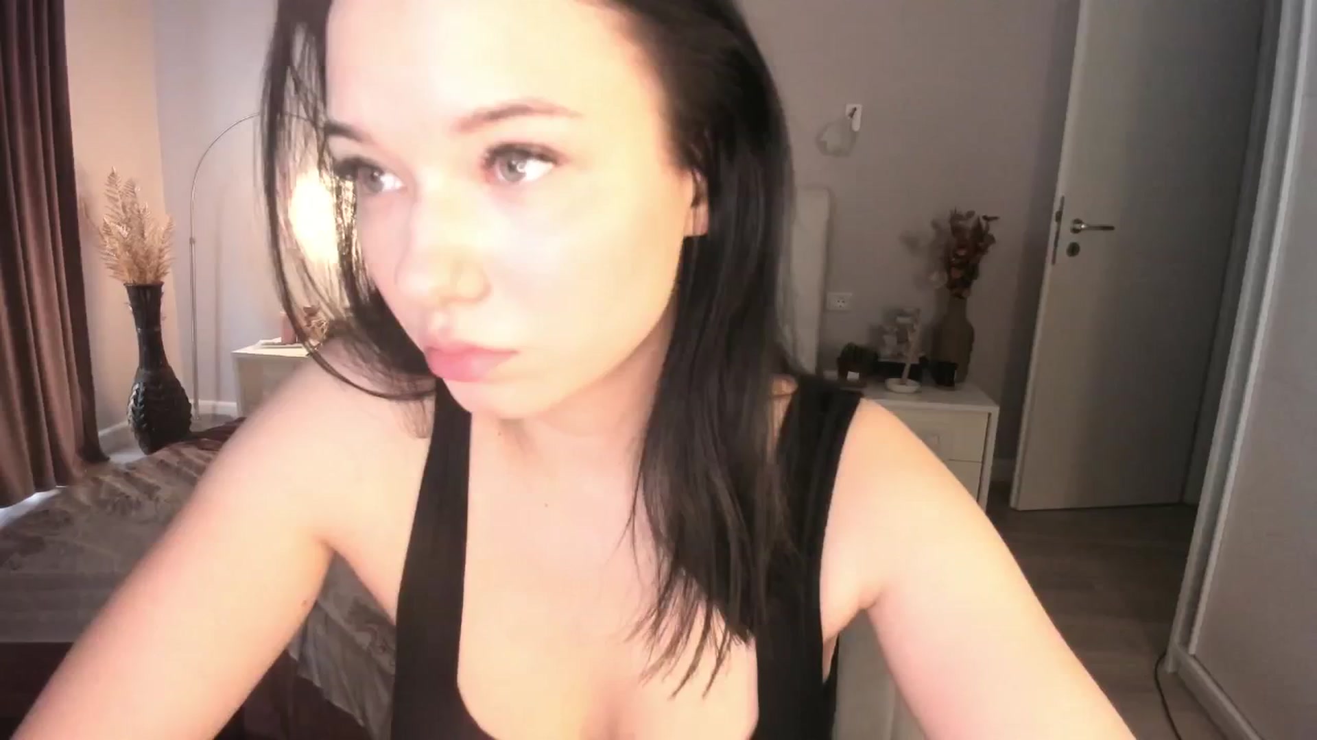 Gallery image thumbnail from Angieerosee's myfreecams stream on, 07/16/2025, 16:01 image 12 of 20