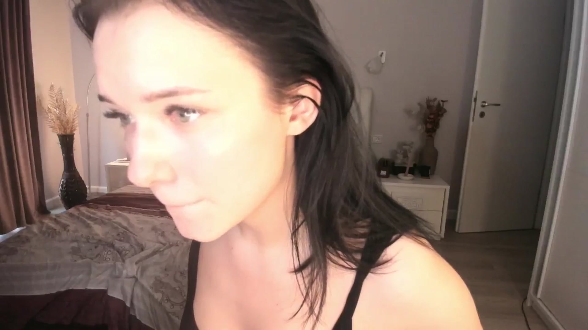 Gallery image thumbnail from Angieerosee's myfreecams stream on, 07/16/2025, 16:39 image 12 of 20
