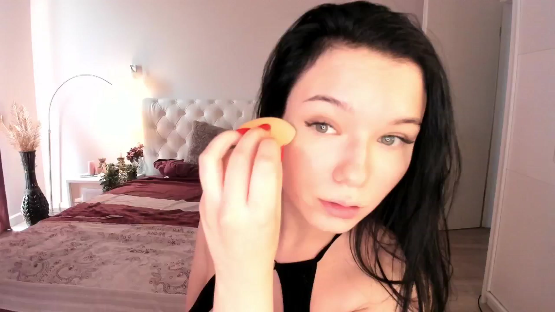 Gallery image thumbnail from Angieerosee's myfreecams stream on, 07/20/2025, 17:04 image 3 of 20