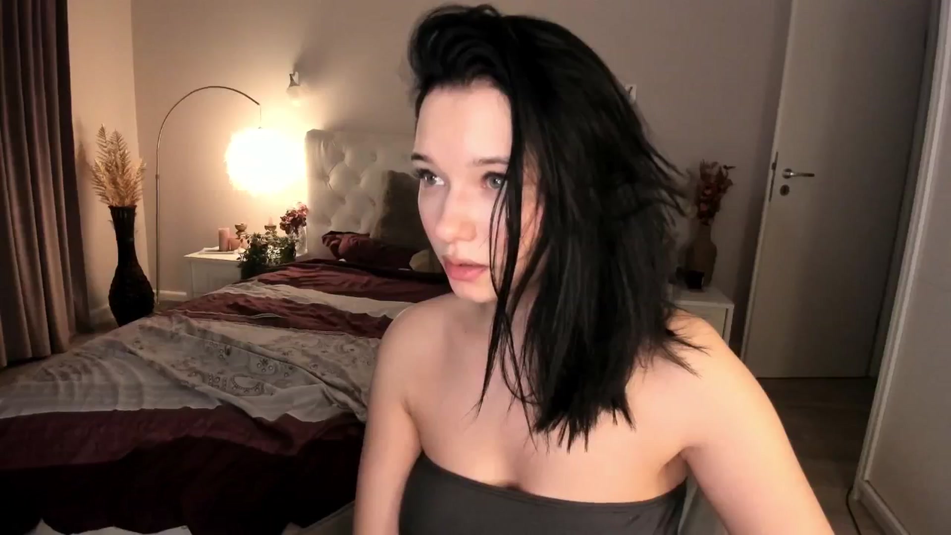 Gallery image thumbnail from Angieerosee's myfreecams stream on, 07/20/2025, 21:24 image 18 of 20