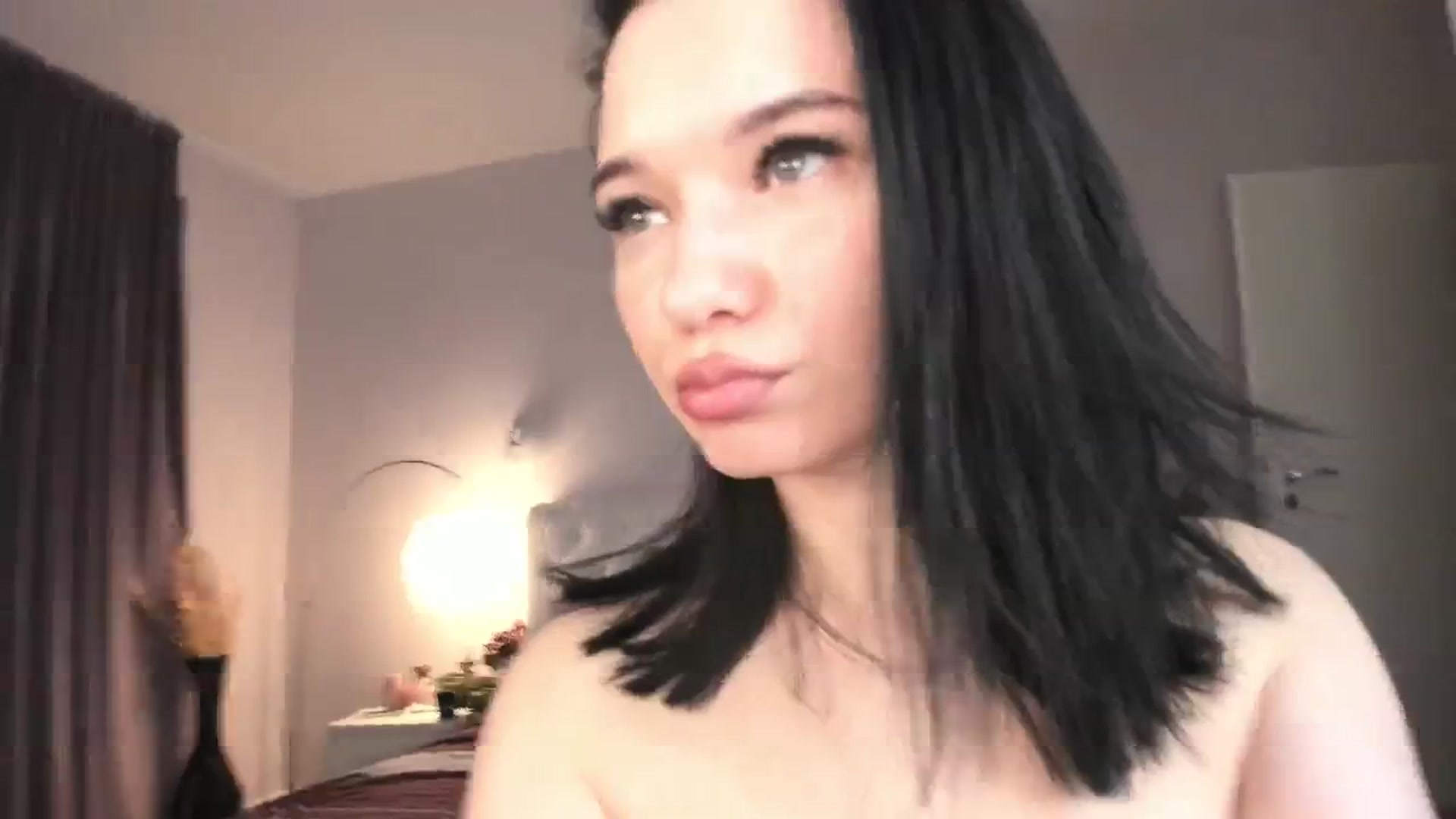 Gallery image thumbnail from Angieerosee's myfreecams stream on, 07/25/2025, 20:42 image 15 of 20