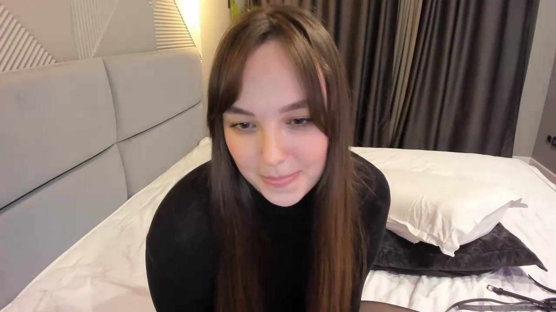 Gallery image thumbnail from AngryKat's myfreecams stream on, 12/04/2022, 21:45 image 15 of 20