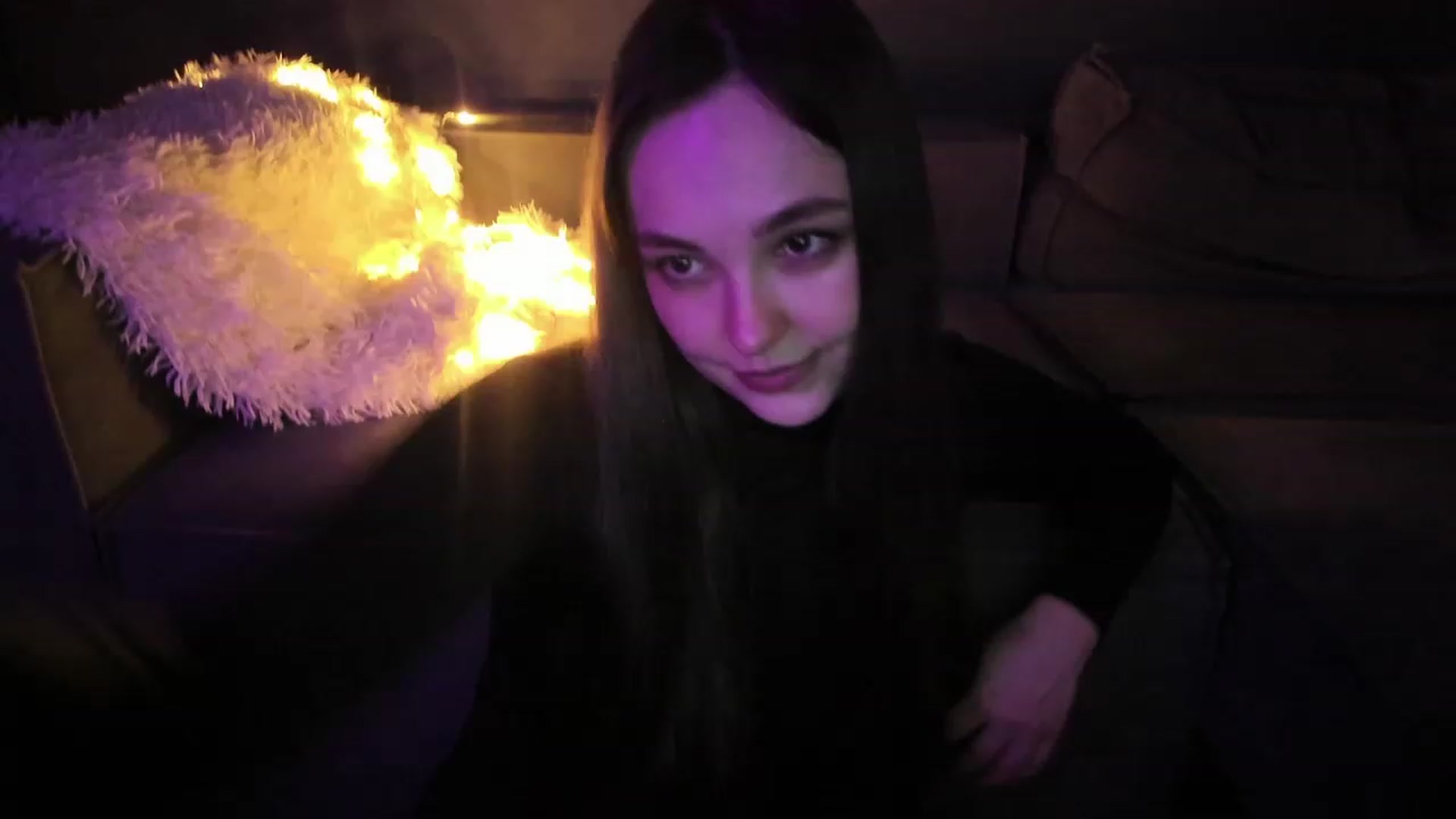 Gallery image thumbnail from AngryKat's myfreecams stream on, 12/06/2022, 19:13 image 19 of 20