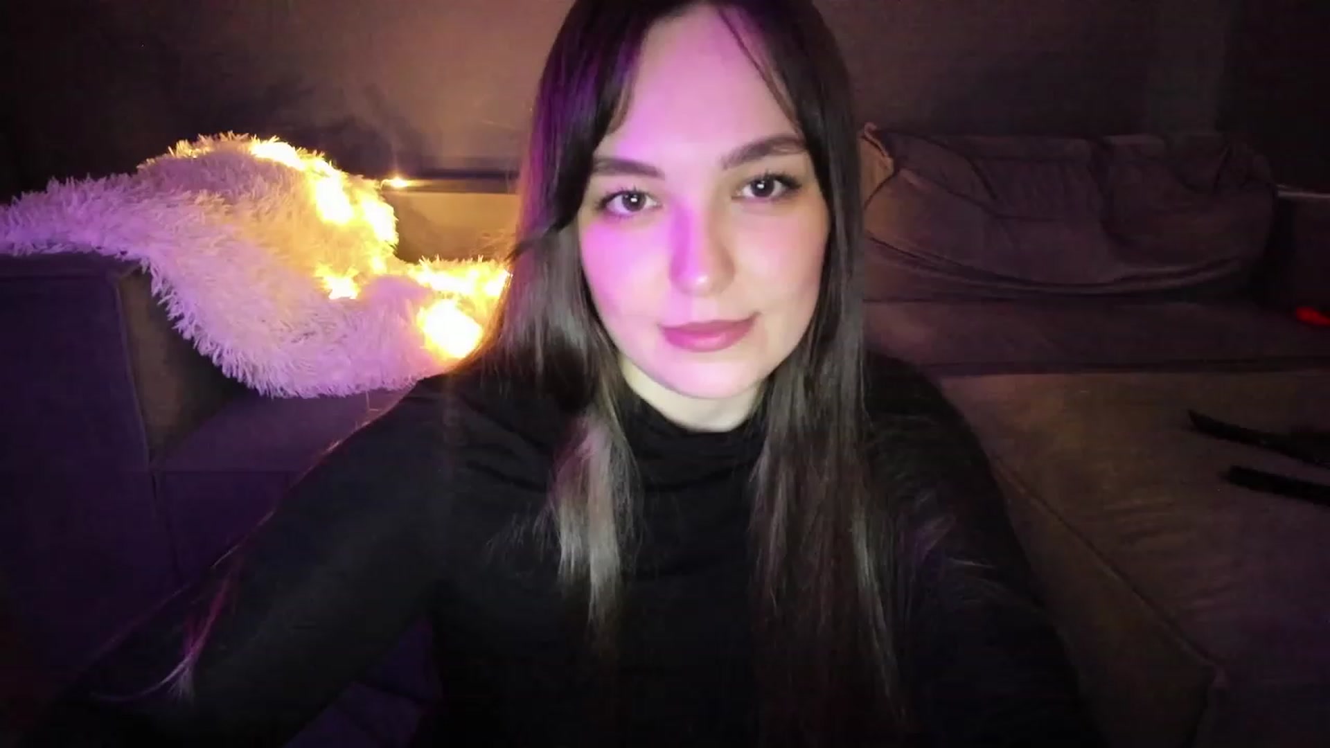 Gallery image thumbnail from AngryKat's myfreecams stream on, 12/06/2022, 19:13 image 8 of 20