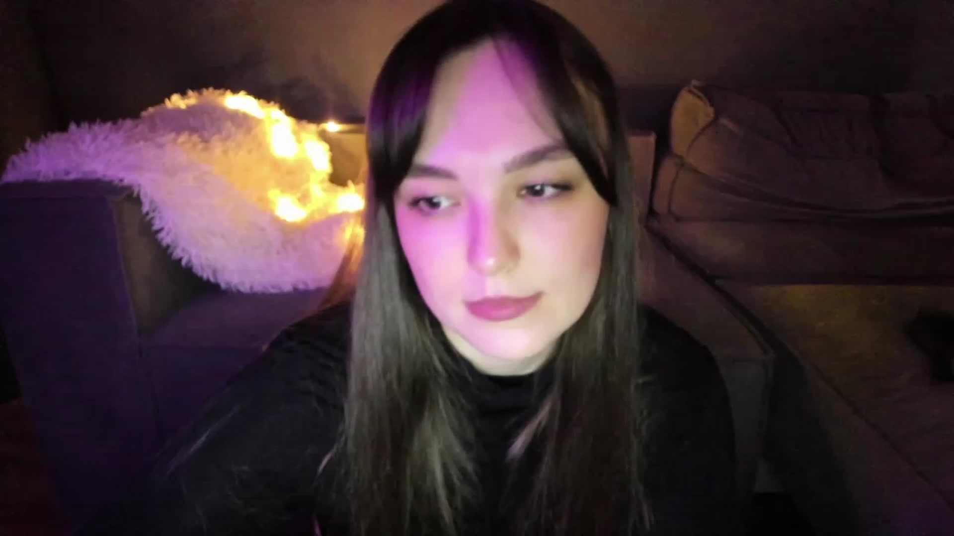 Gallery image thumbnail from AngryKat's myfreecams stream on, 12/06/2022, 19:13 image 10 of 20