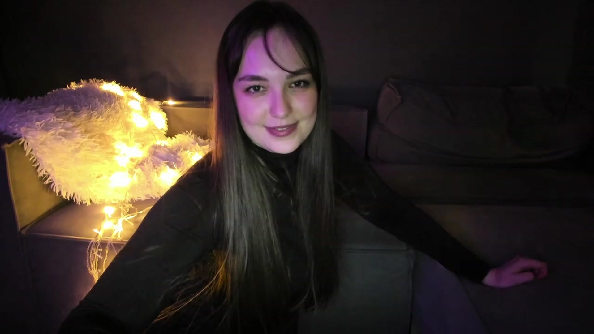Gallery image thumbnail from AngryKat's myfreecams stream on, 12/06/2022, 21:00 image 10 of 20