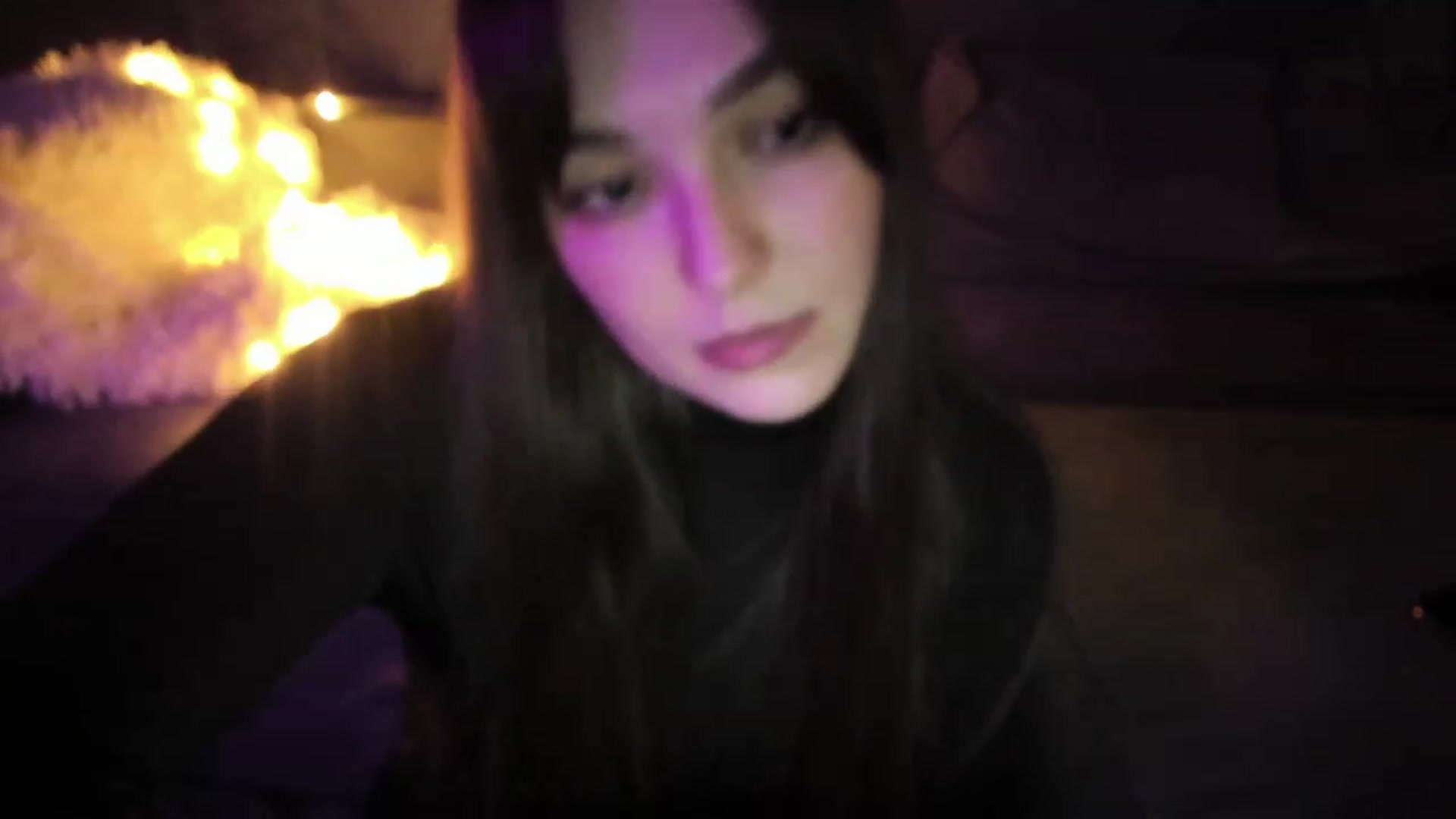 Gallery image thumbnail from AngryKat's myfreecams stream on, 12/06/2022, 21:00 image 2 of 20