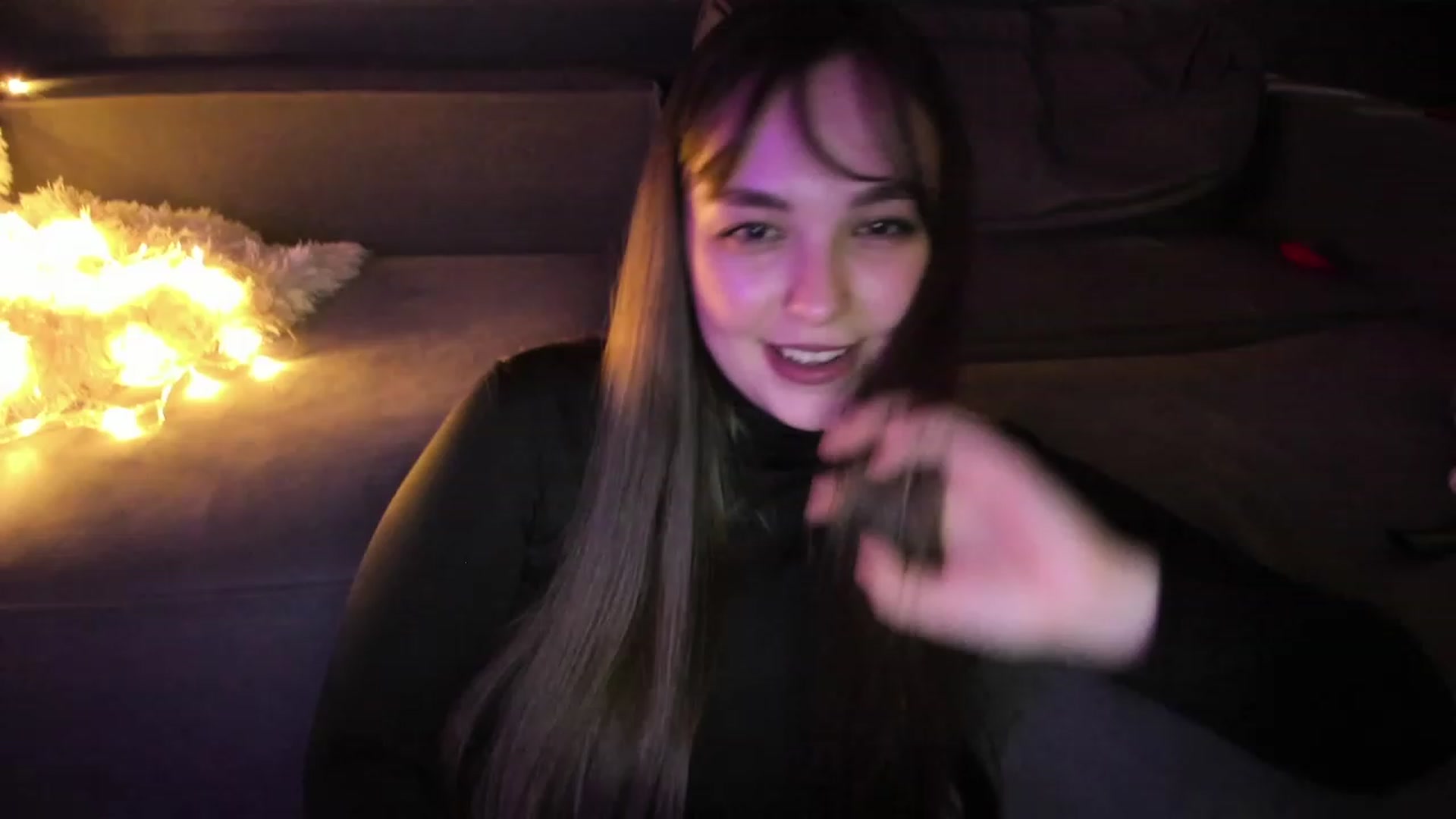 Gallery image thumbnail from AngryKat's myfreecams stream on, 12/06/2022, 21:00 image 6 of 20