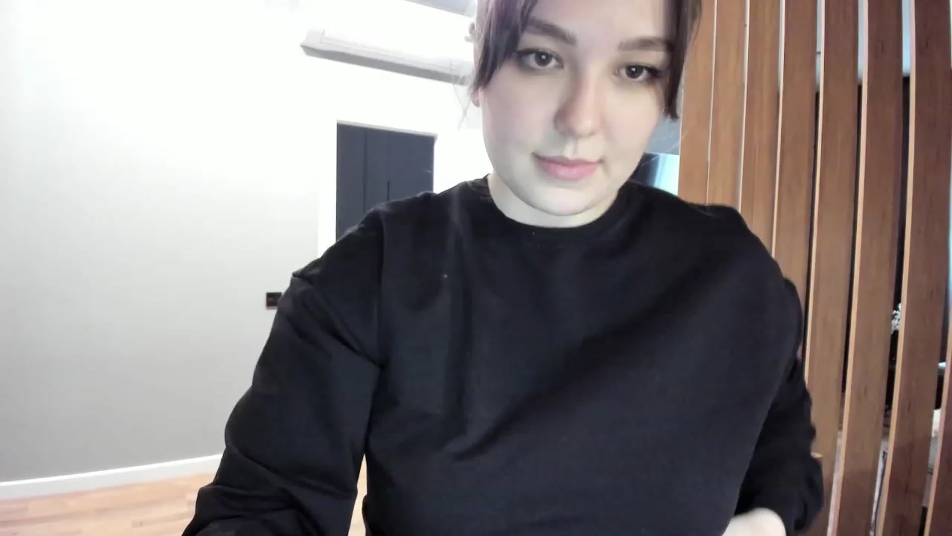Gallery image thumbnail from AngryKat's myfreecams stream on, 01/01/2023, 07:37 image 9 of 20