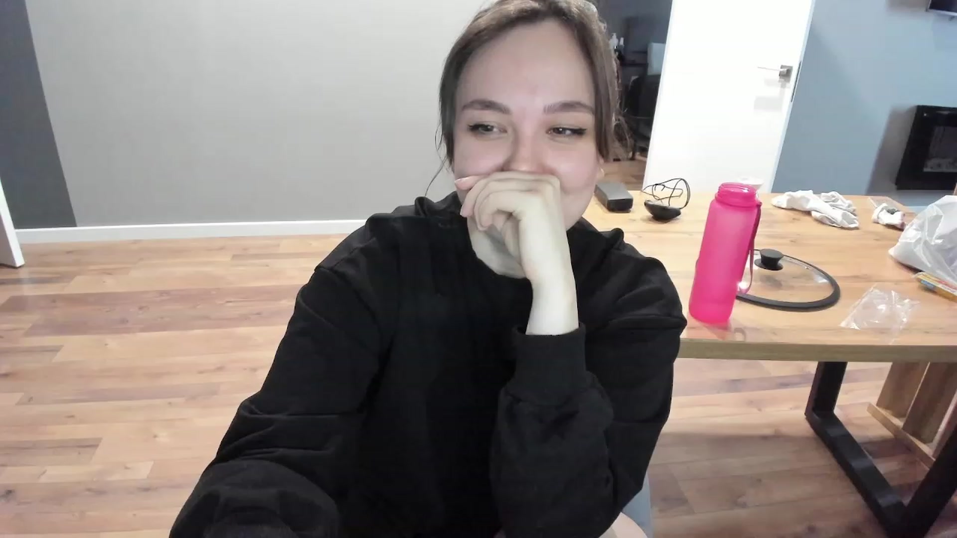 Gallery image thumbnail from AngryKat's myfreecams stream on, 01/01/2023, 07:37 image 19 of 20