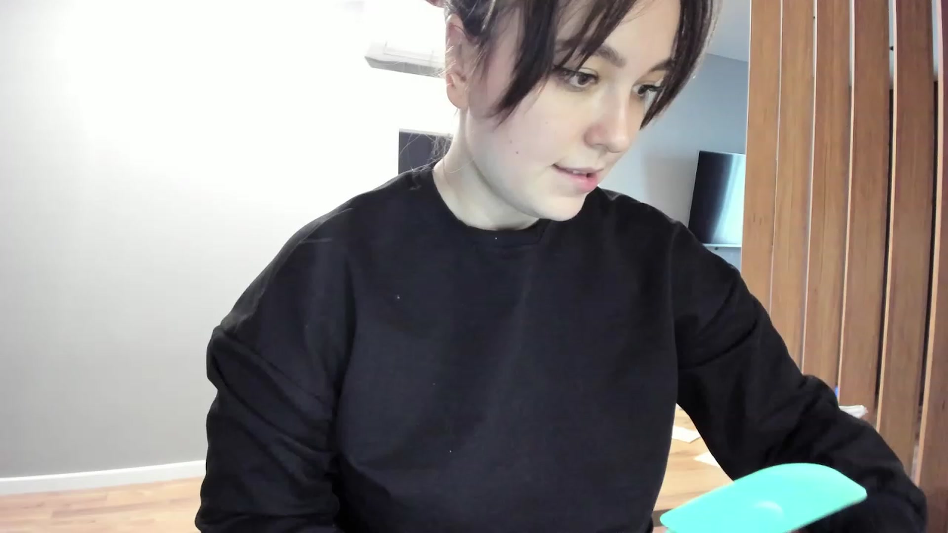 Gallery image thumbnail from AngryKat's myfreecams stream on, 01/01/2023, 07:37 image 3 of 20