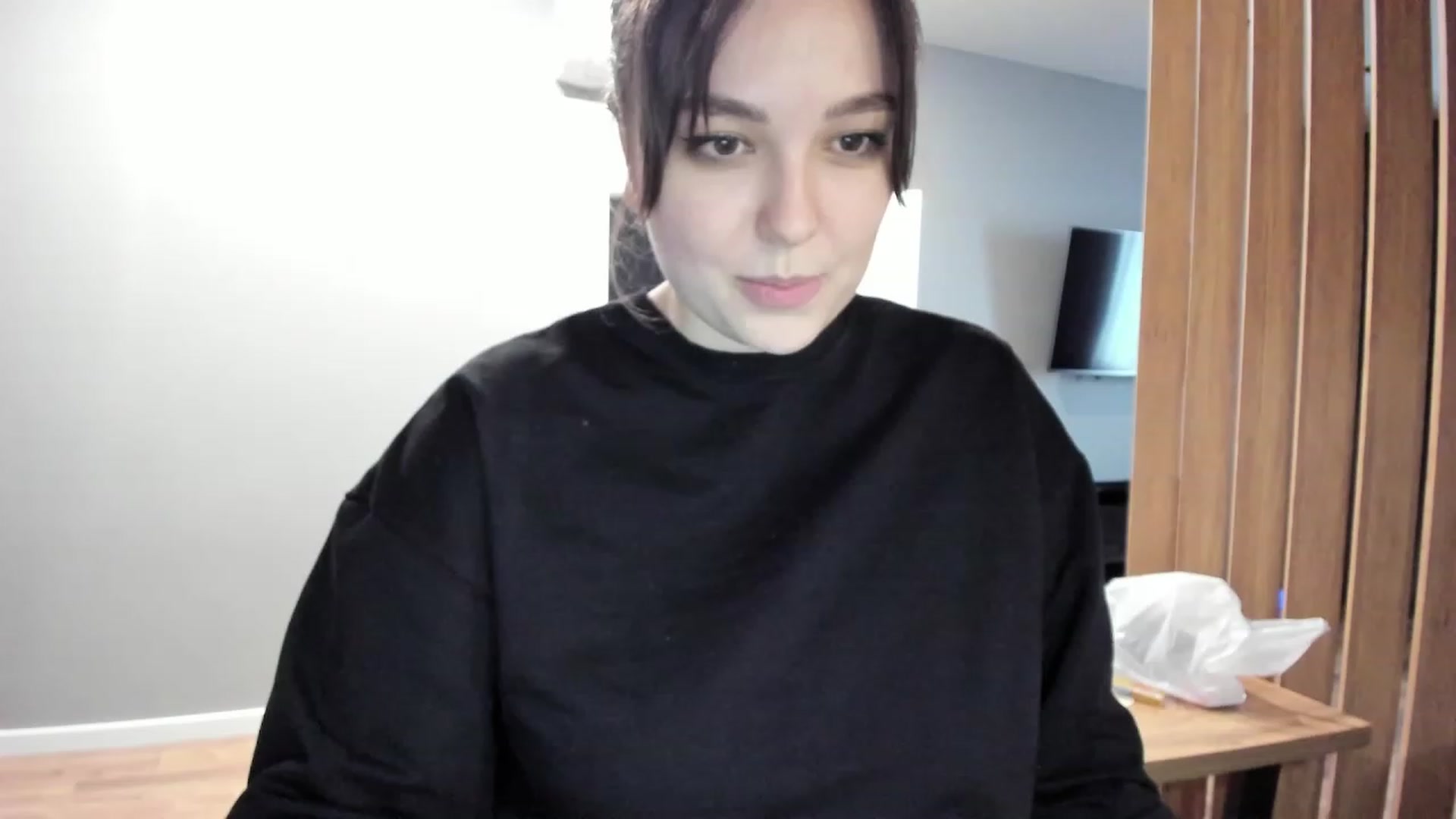 Gallery image thumbnail from AngryKat's myfreecams stream on, 01/01/2023, 07:37 image 4 of 20