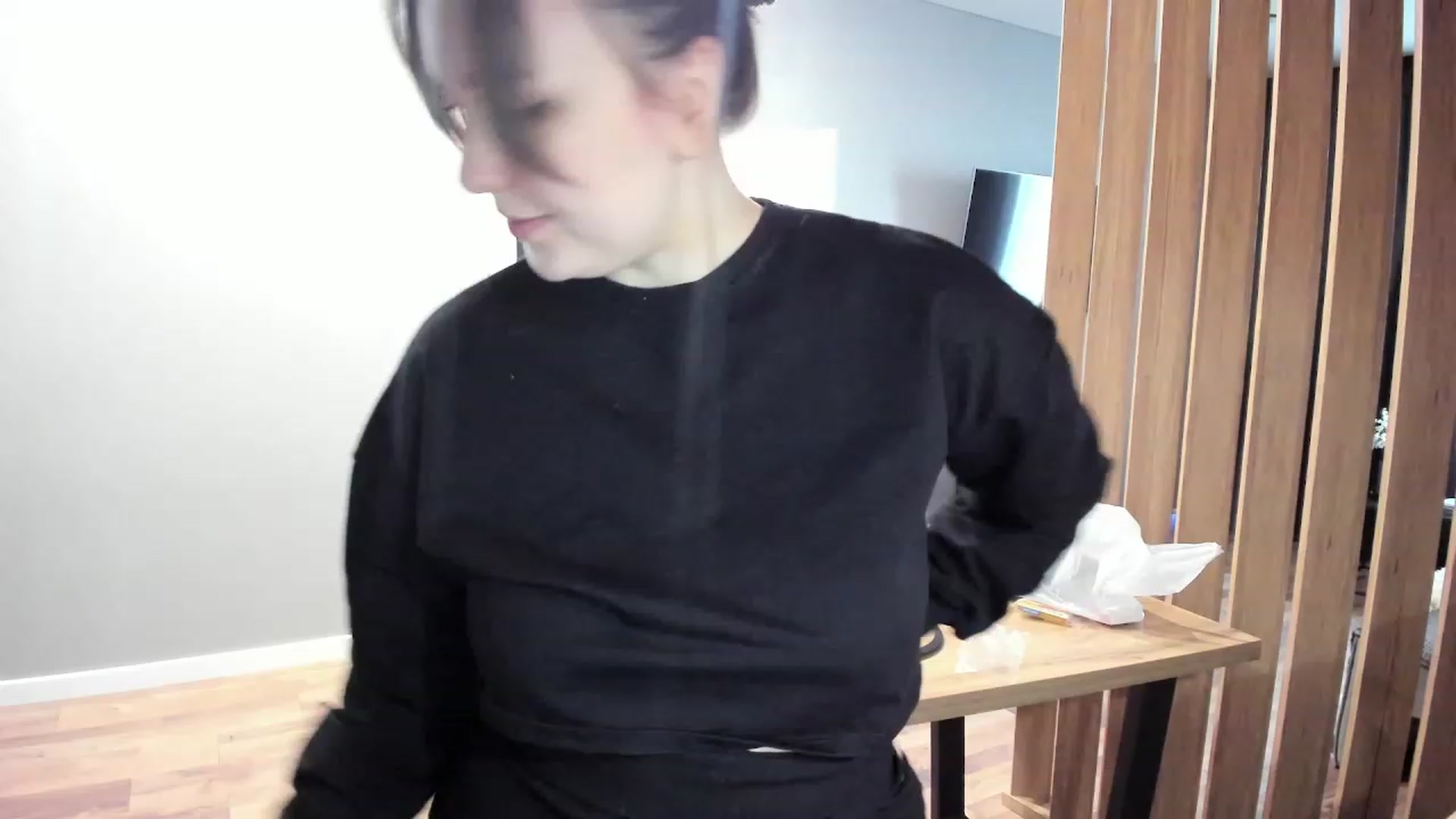Gallery image thumbnail from AngryKat's myfreecams stream on, 01/01/2023, 07:37 image 12 of 20