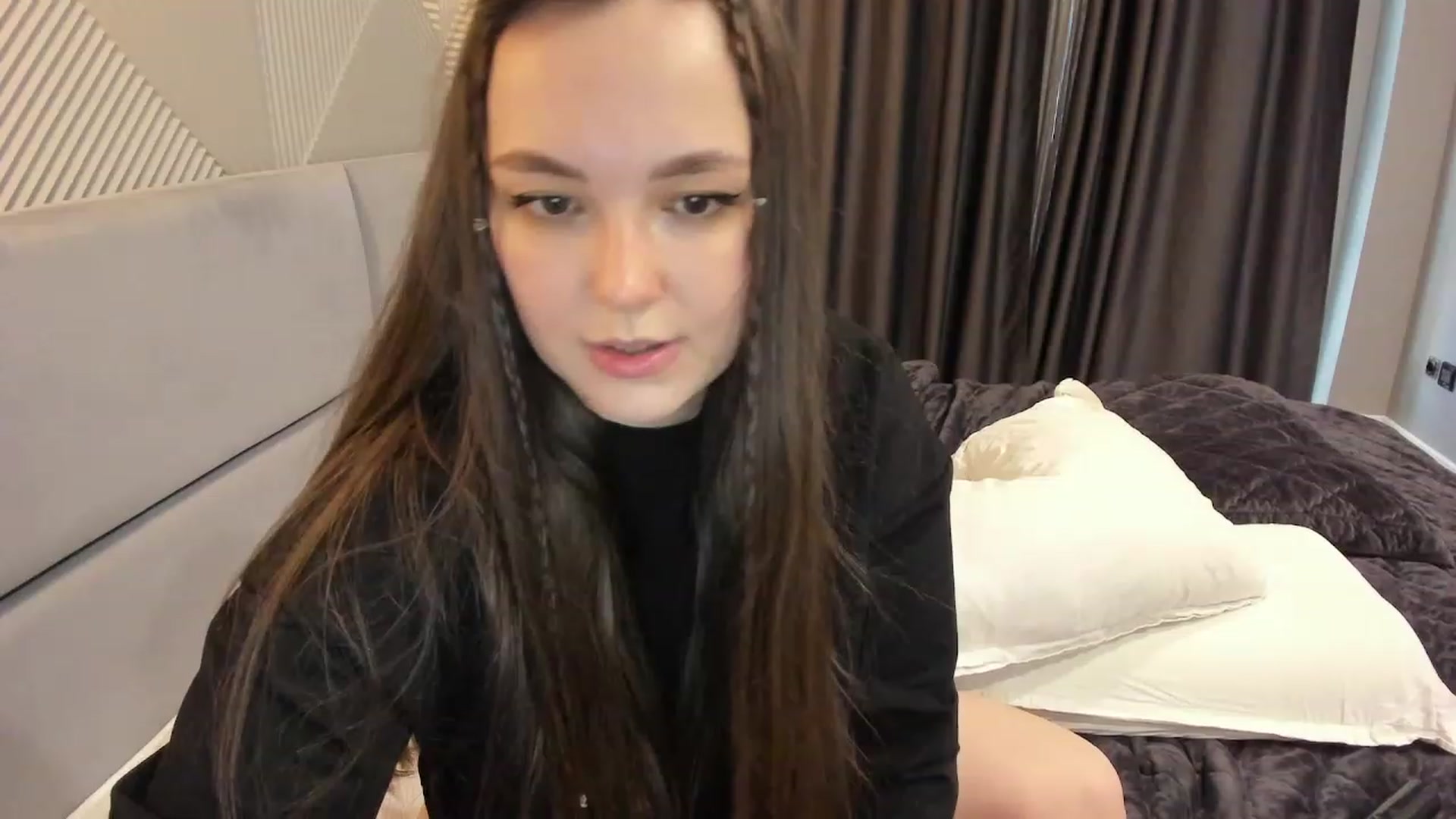 Gallery image thumbnail from AngryKat's myfreecams stream on, 01/03/2023, 06:37 image 7 of 20
