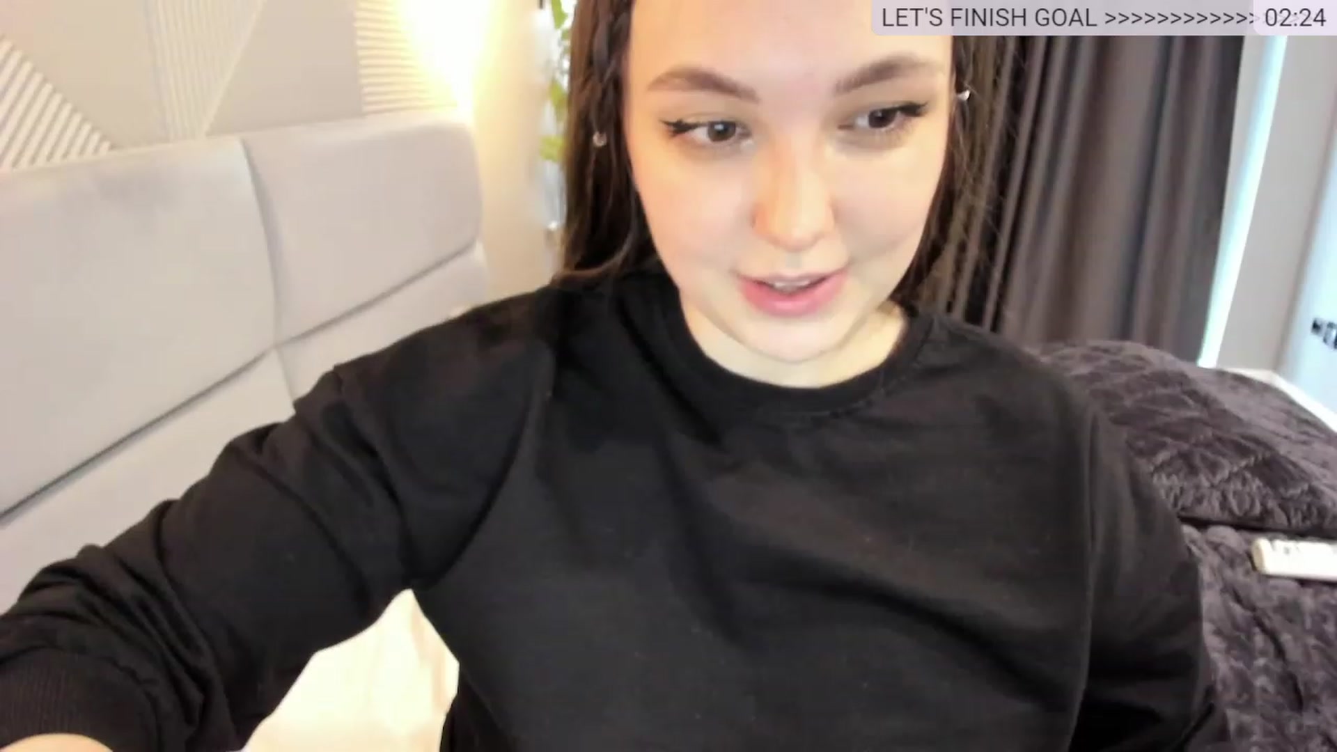 Gallery image thumbnail from AngryKat's myfreecams stream on, 01/03/2023, 06:37 image 18 of 20