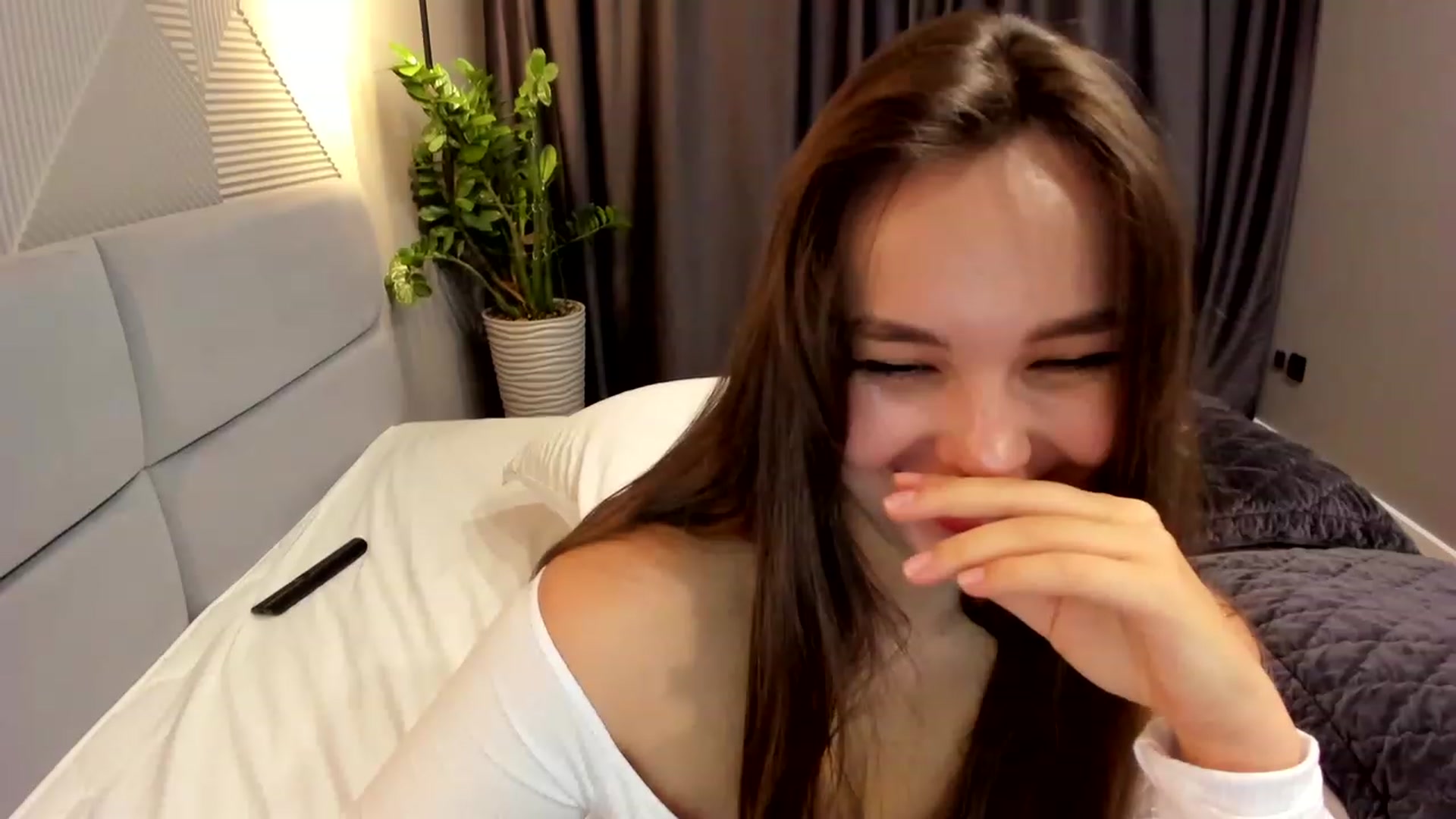 Gallery image thumbnail from AngryKat's myfreecams stream on, 03/04/2023, 19:33 image 12 of 20