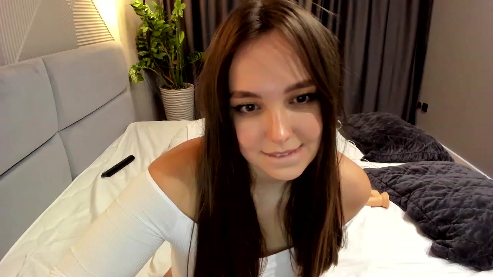 Gallery image thumbnail from AngryKat's myfreecams stream on, 03/04/2023, 20:24 image 13 of 20