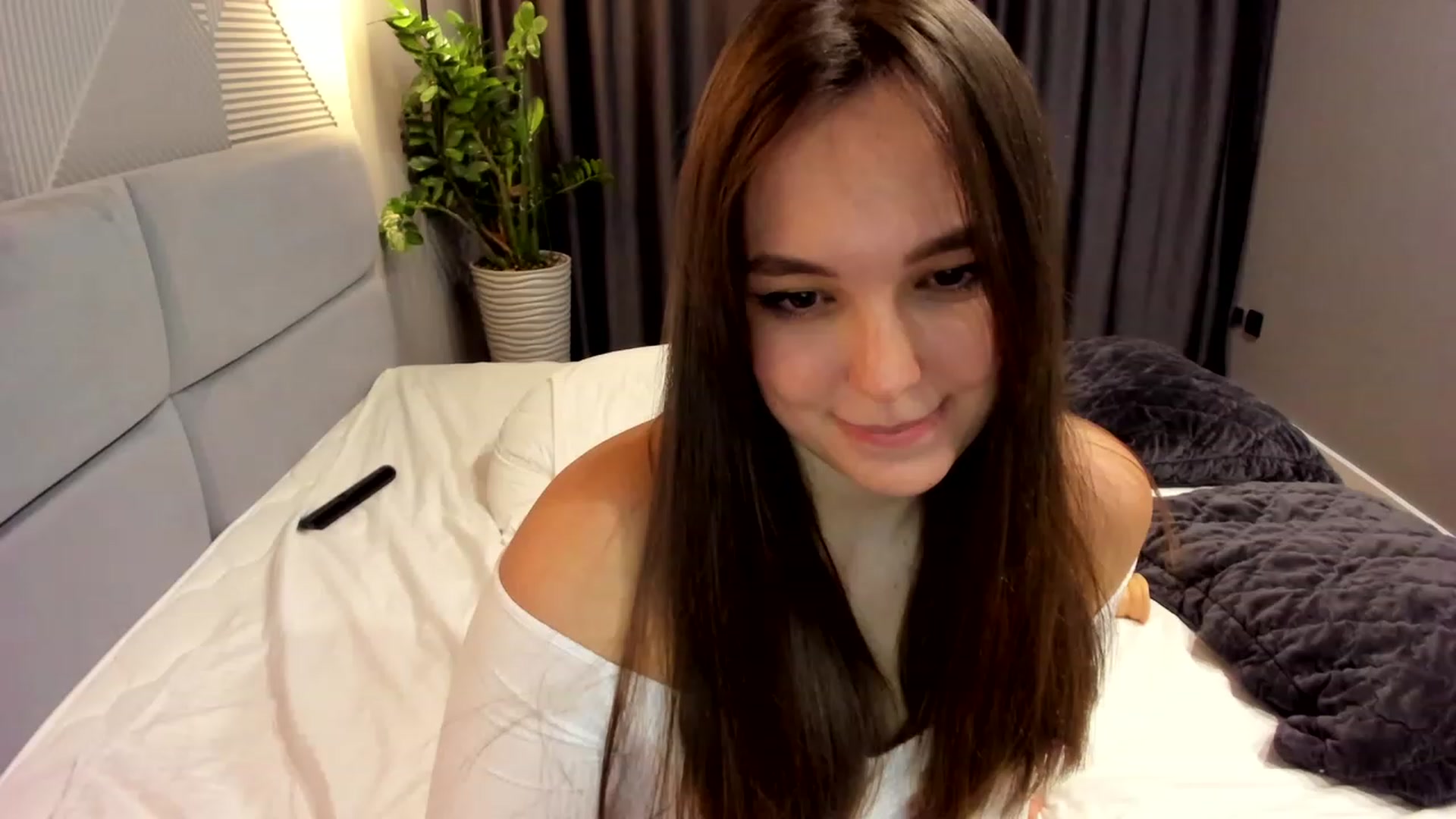 Gallery image thumbnail from AngryKat's myfreecams stream on, 03/04/2023, 20:24 image 18 of 20