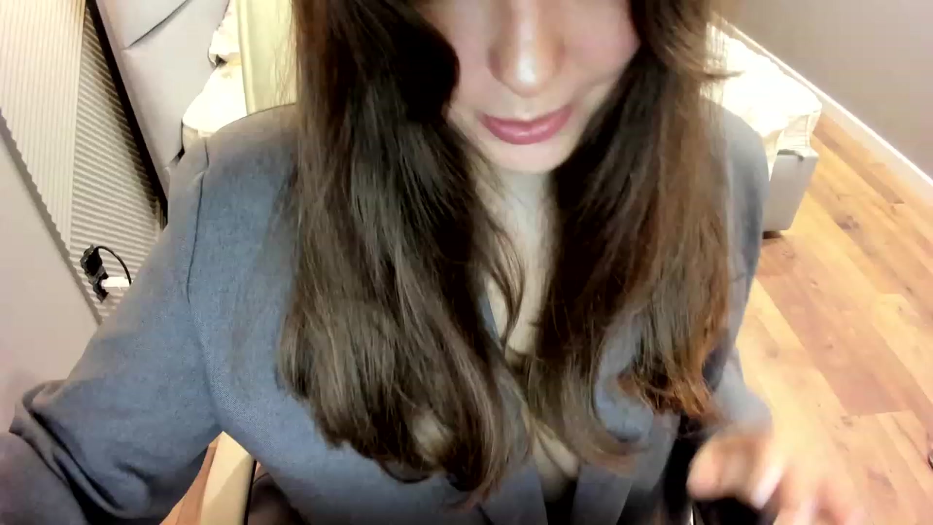 Gallery image thumbnail from AngryKat's myfreecams stream on, 03/27/2023, 17:32 image 2 of 20