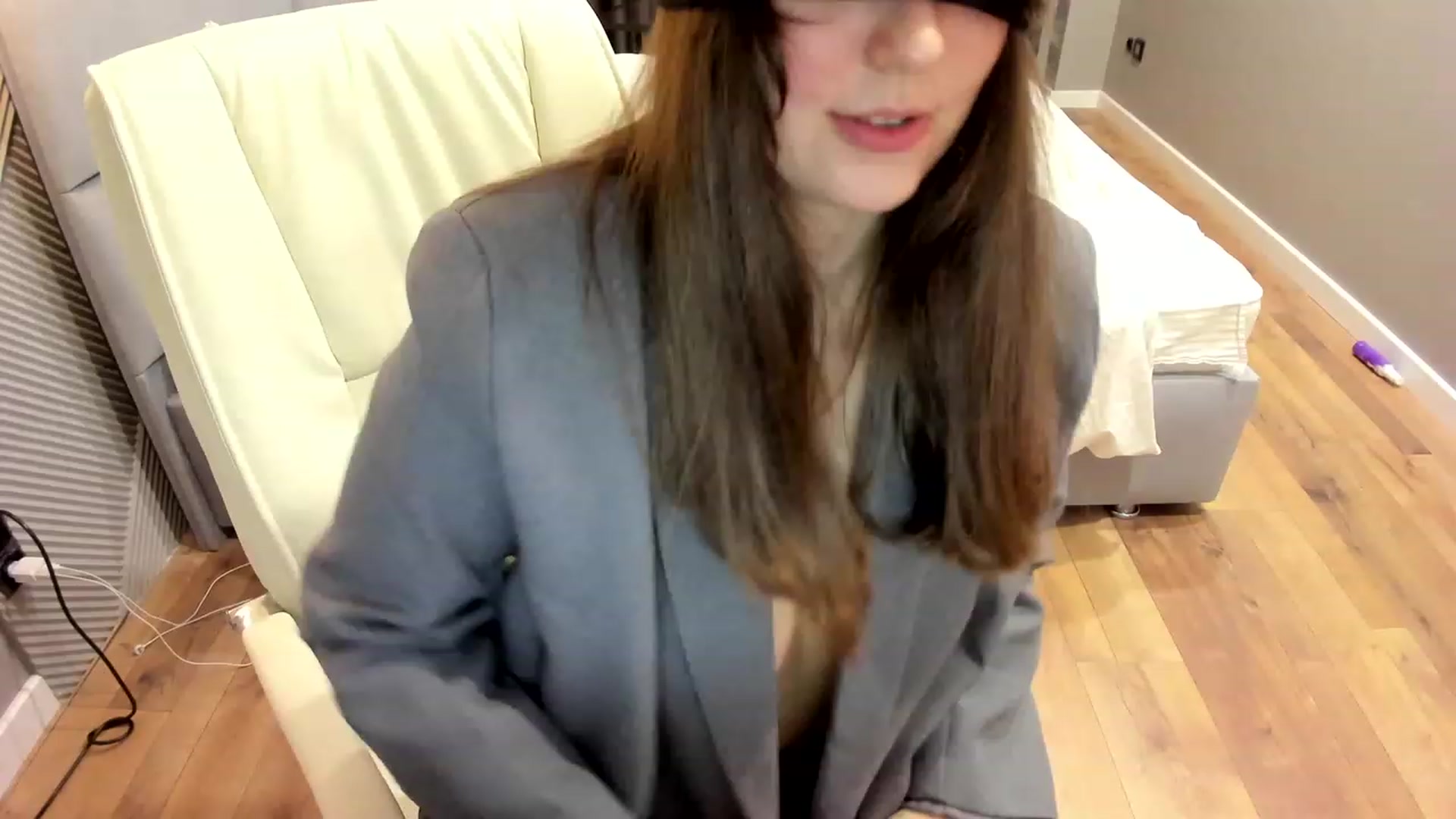 Gallery image thumbnail from AngryKat's myfreecams stream on, 03/27/2023, 20:30 image 9 of 20